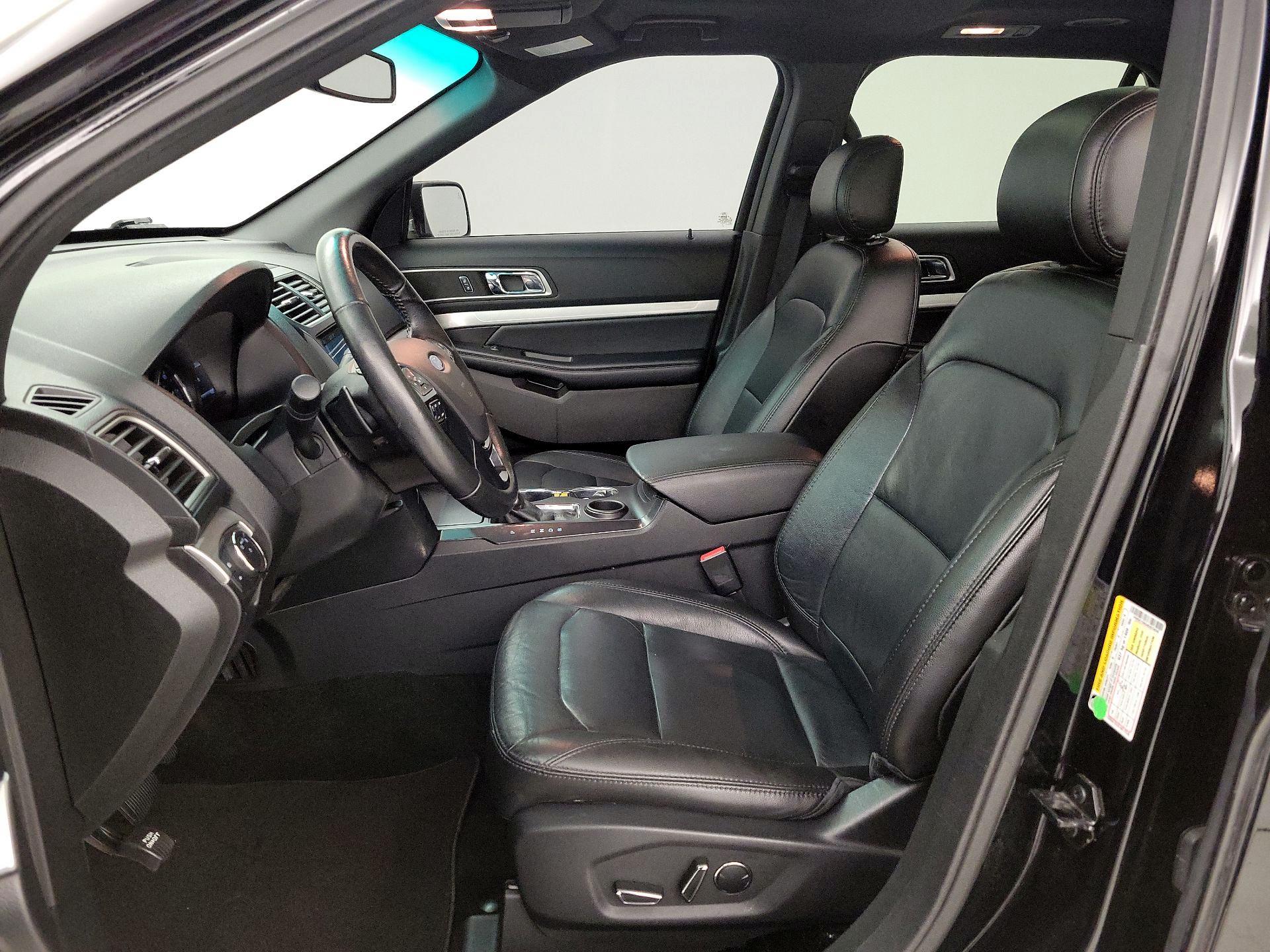 Thumbnail: 2017 Ford Explorer - 11
