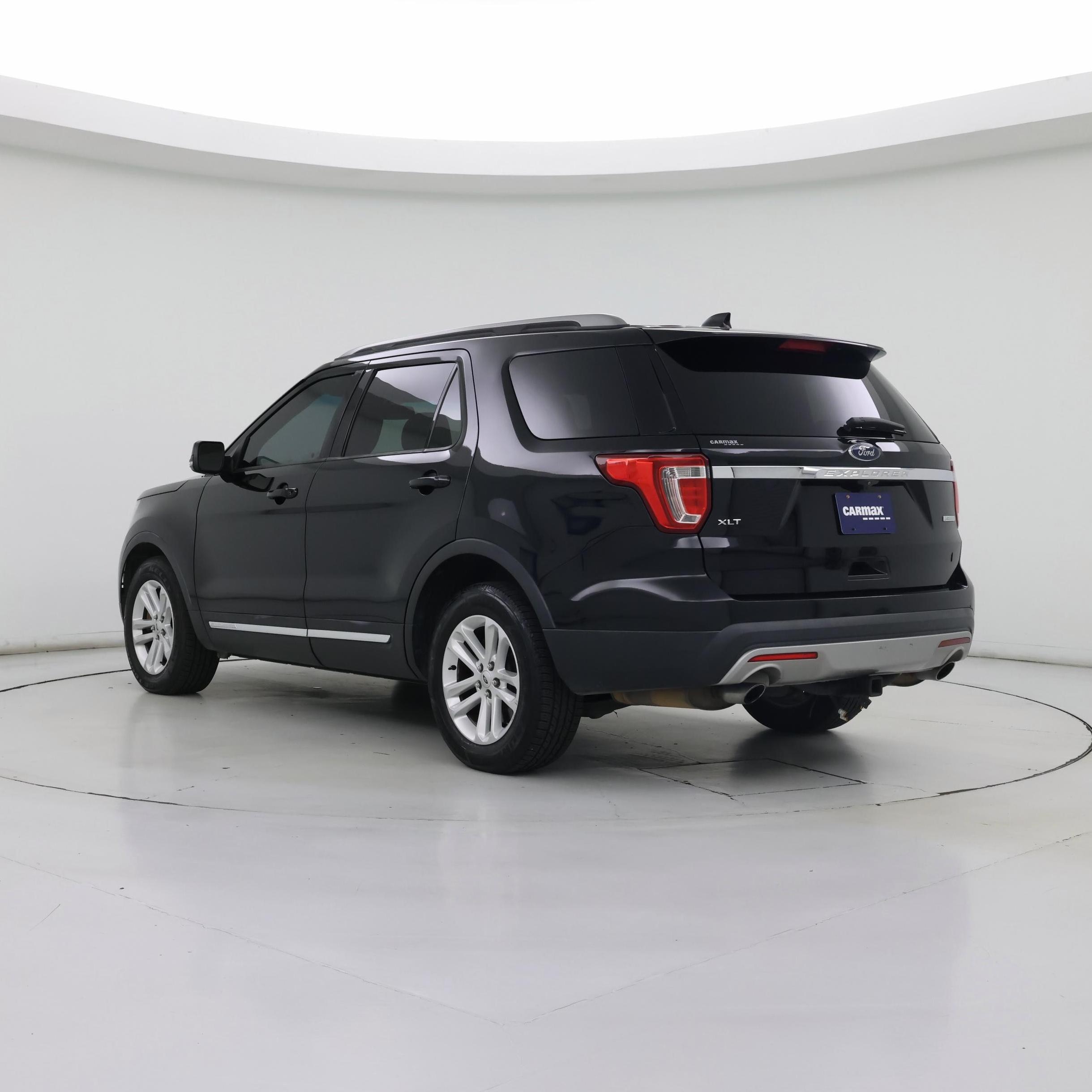 Thumbnail: 2017 Ford Explorer - 2