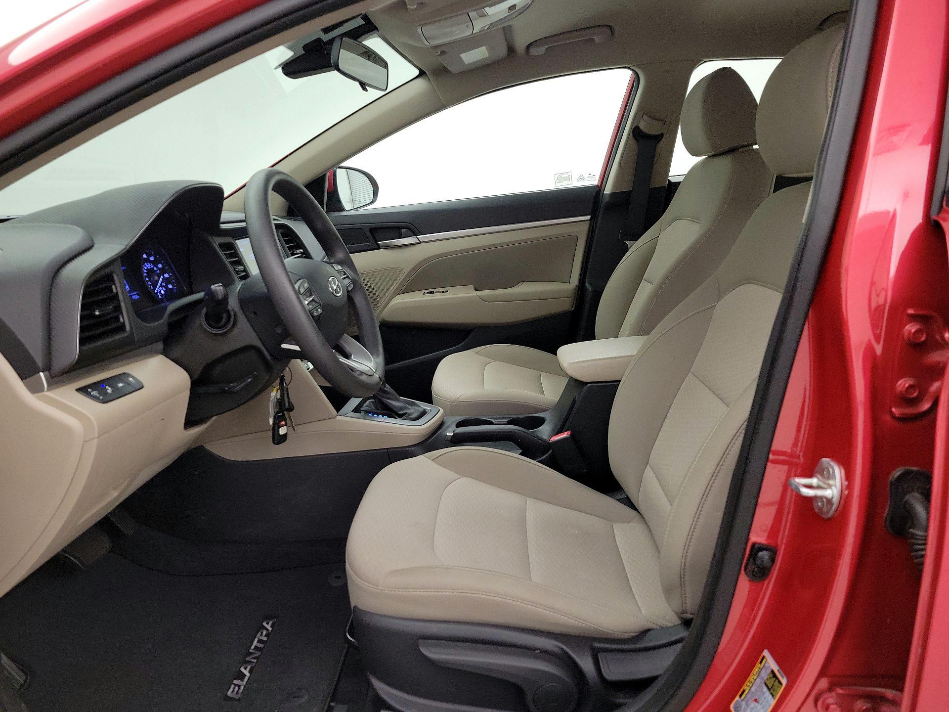 Thumbnail: 2020 Hyundai Elantra - 11