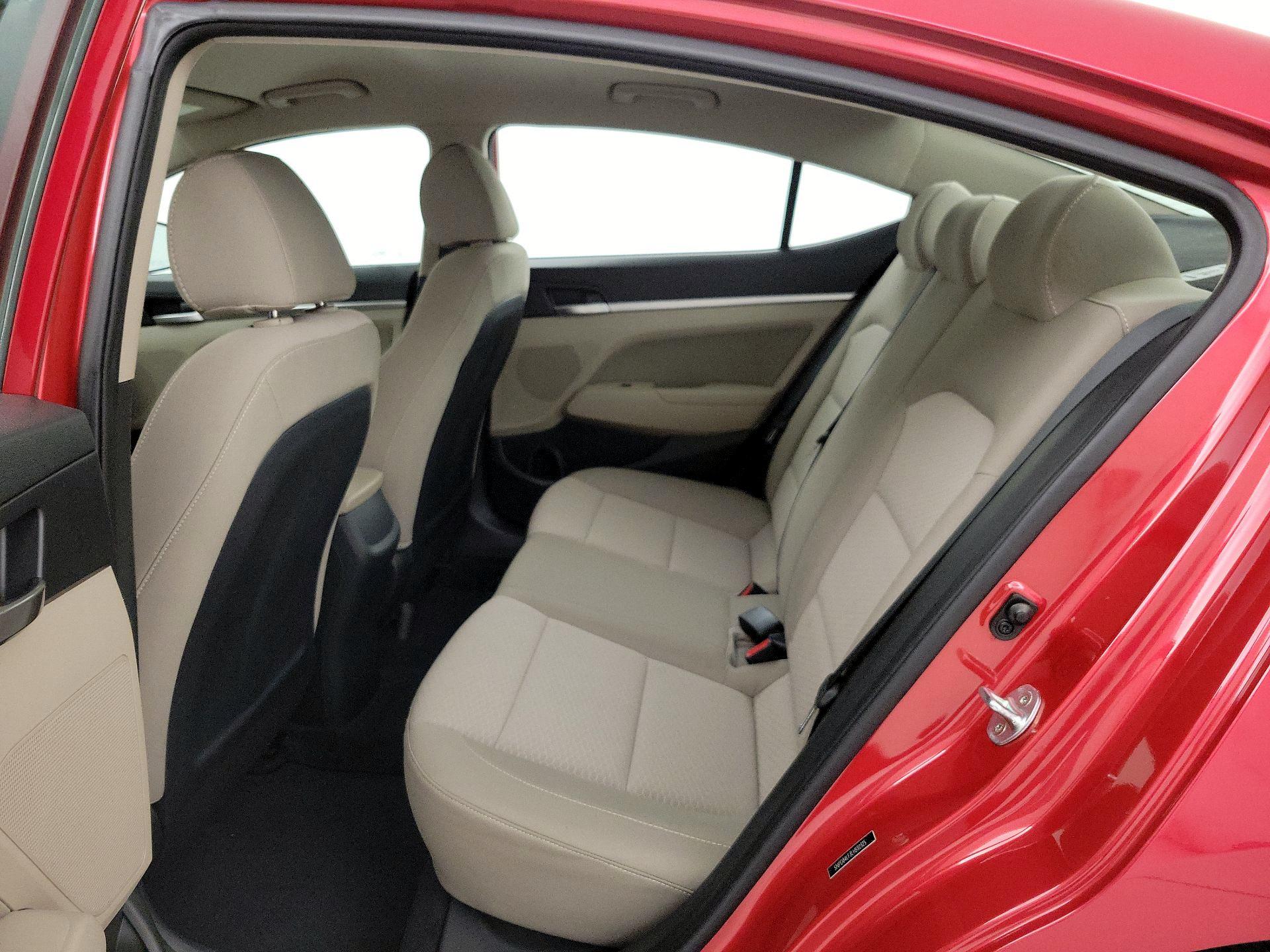 Thumbnail: 2020 Hyundai Elantra - 18
