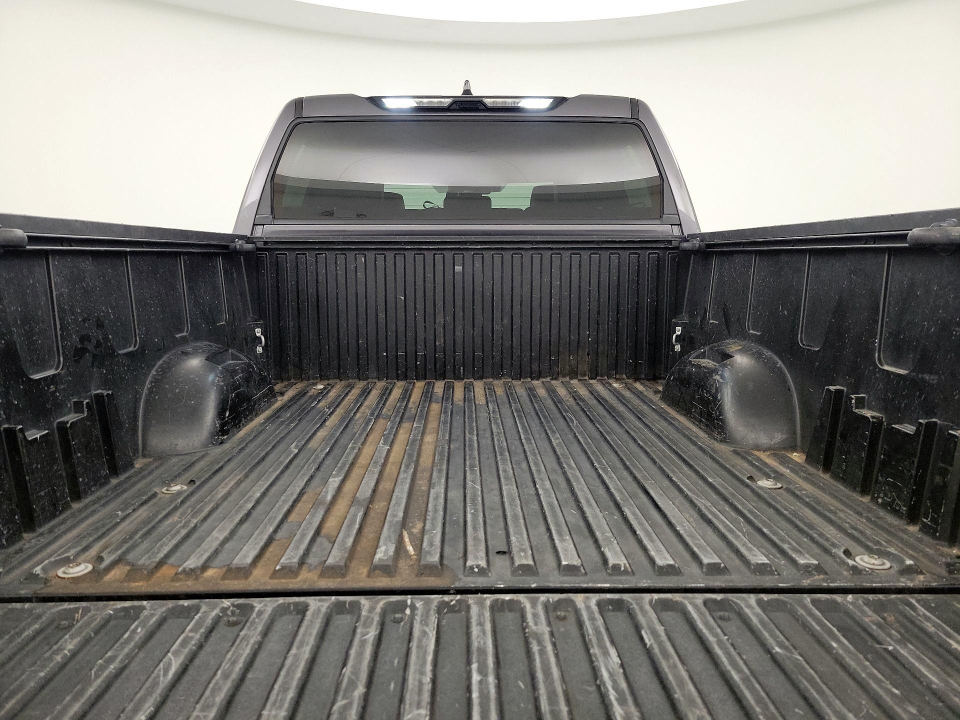 Thumbnail: 2022 Toyota Tundra - 19