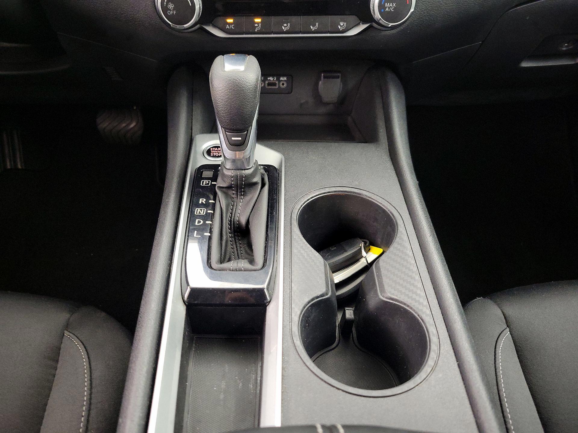 Thumbnail: 2020 Nissan Altima - 17