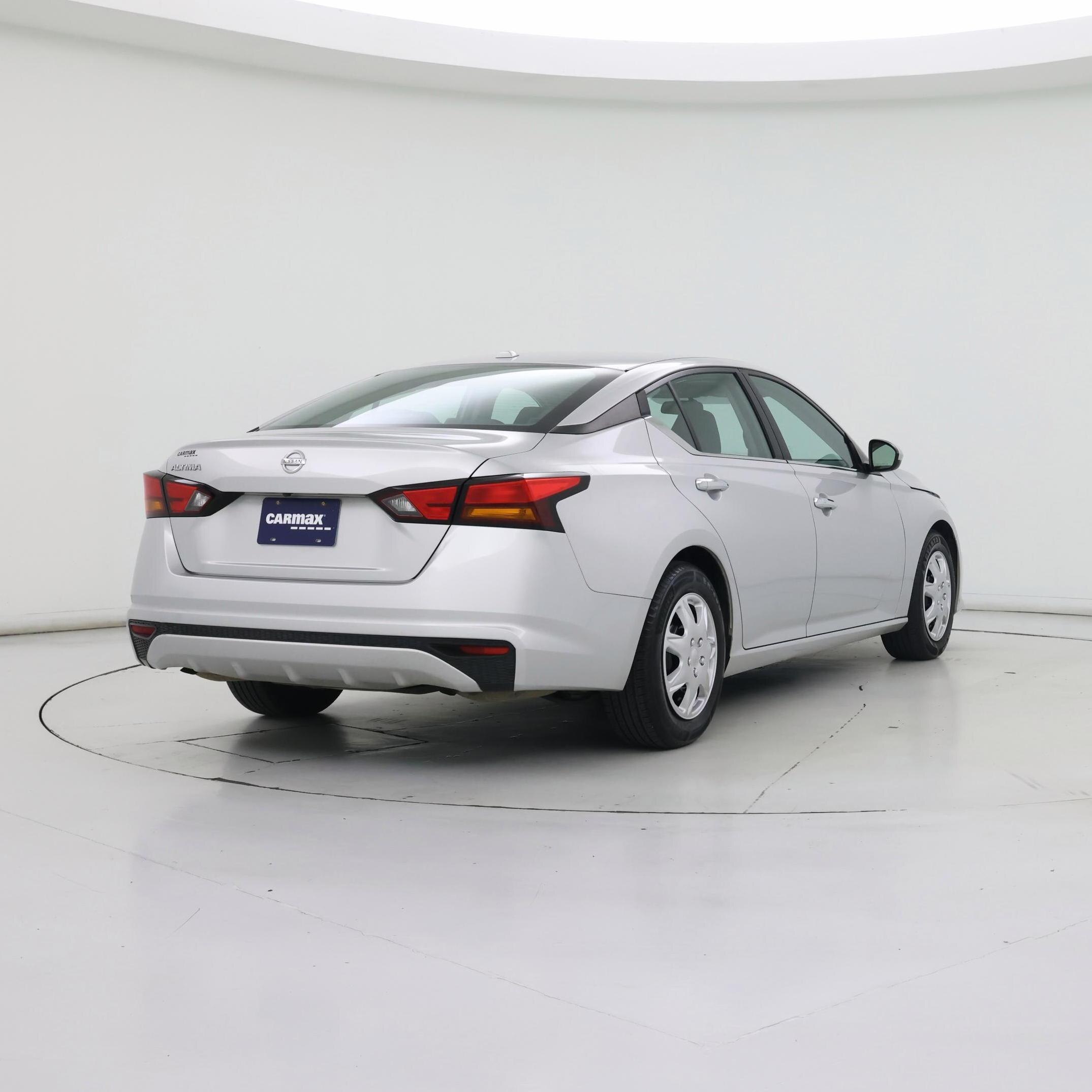 Thumbnail: 2020 Nissan Altima - 8