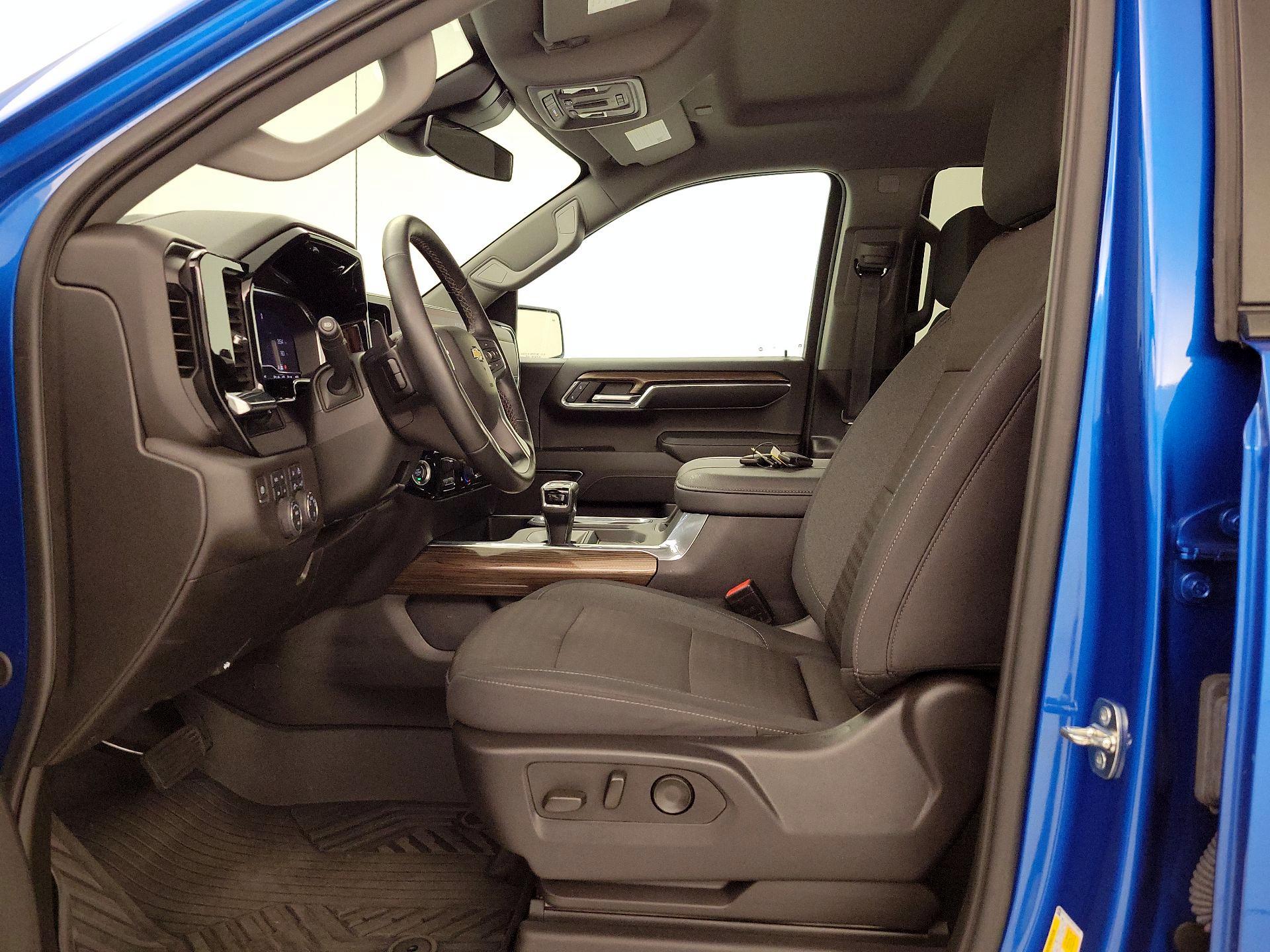 Thumbnail: 2024 Chevrolet Silverado 1500 - 11