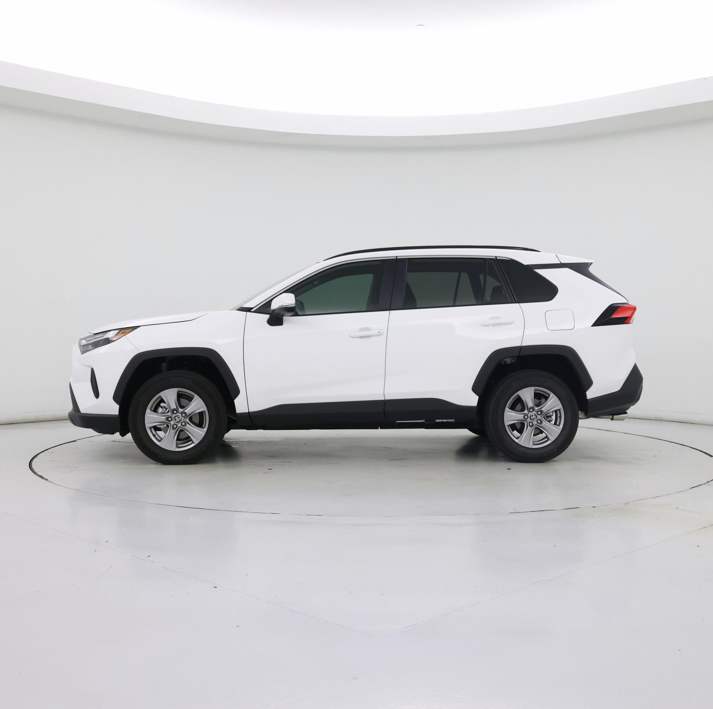 Thumbnail: 2025 Toyota RAV4 - 3
