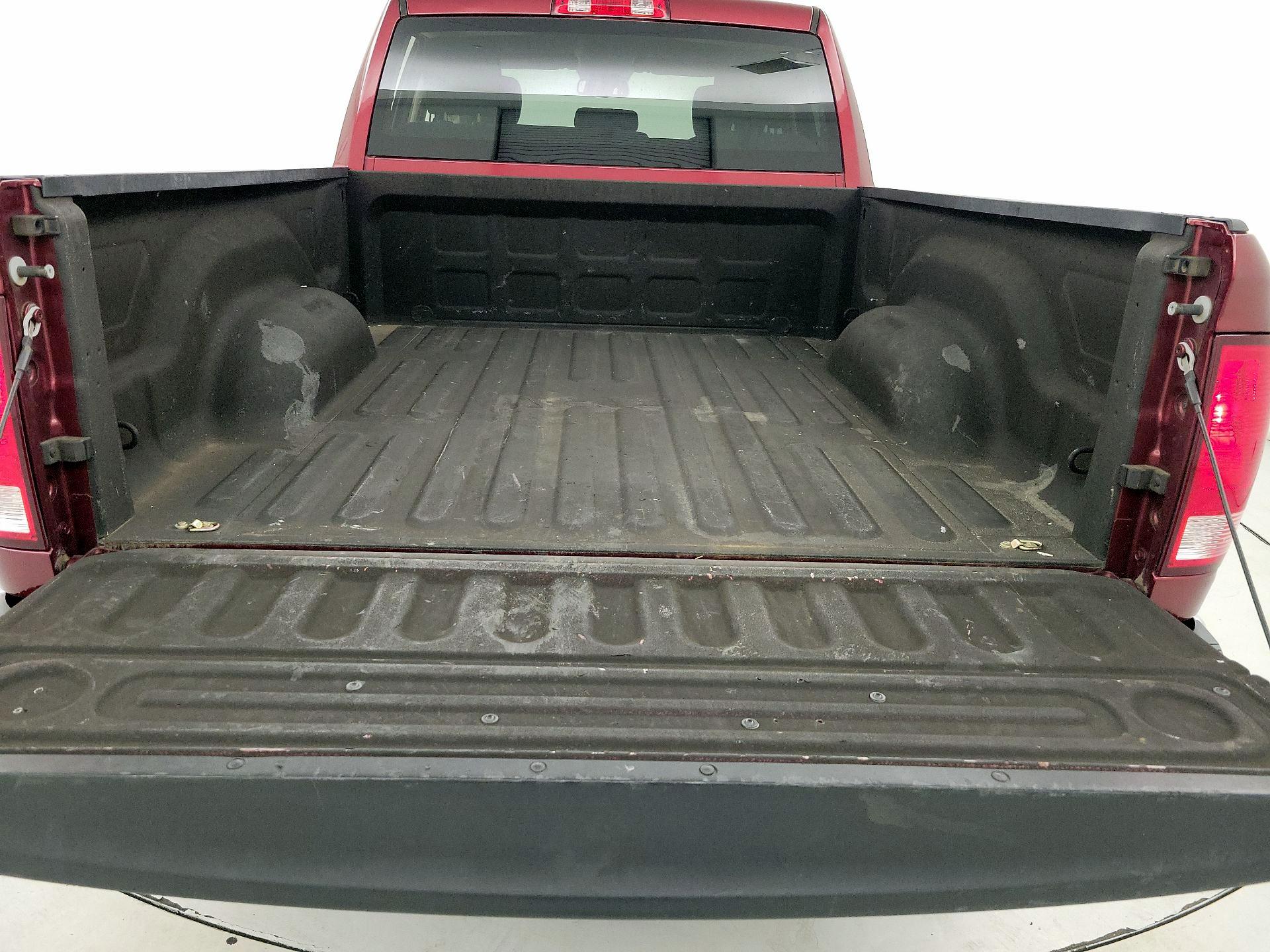 Thumbnail: 2020 RAM 1500 Classic - 20