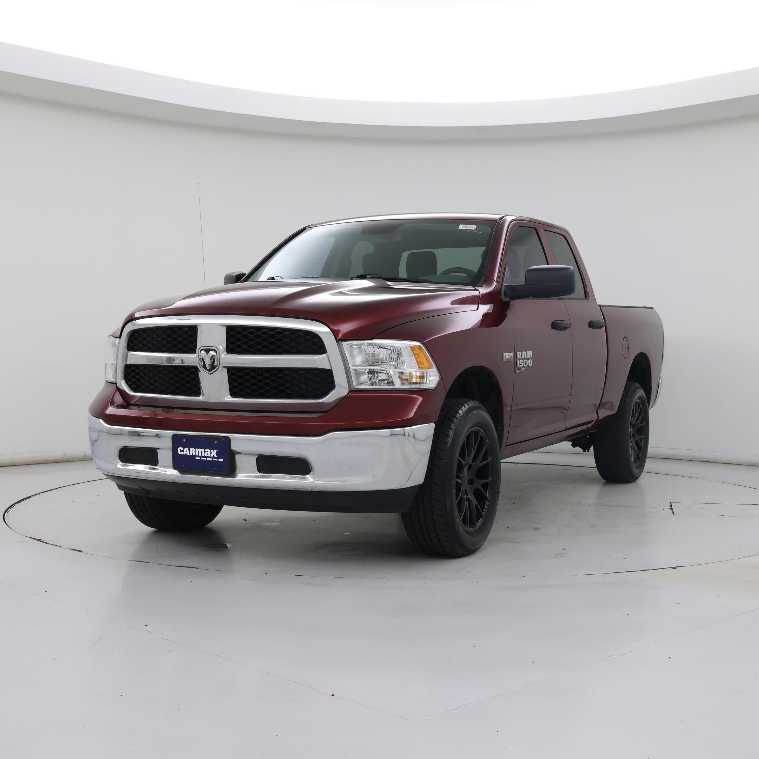 Thumbnail: 2020 RAM 1500 Classic - 4