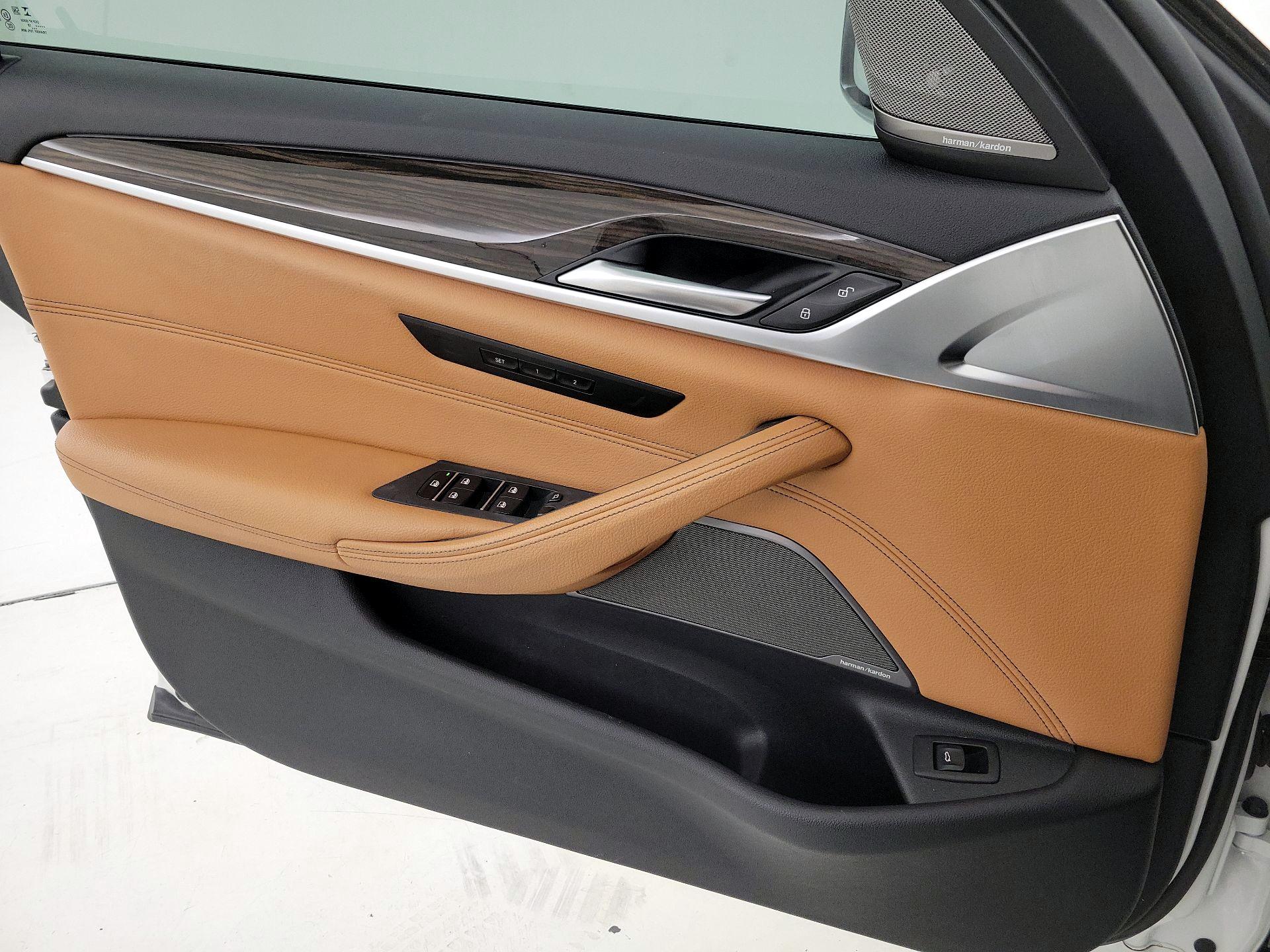 Thumbnail: 2019 BMW 5 Series - 12