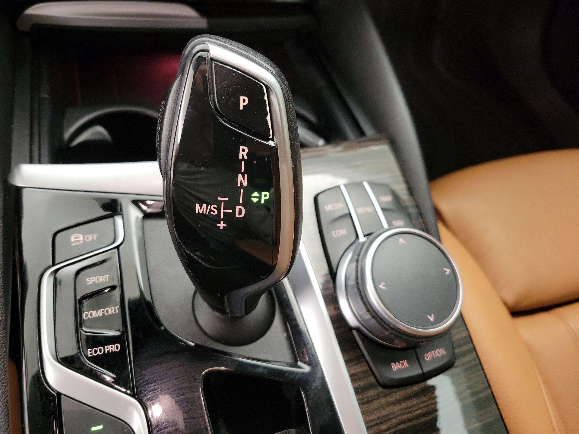 Thumbnail: 2019 BMW 5 Series - 18