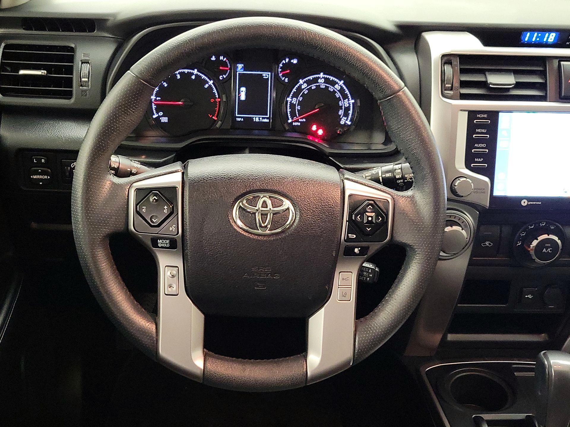Thumbnail: 2022 Toyota 4Runner - 10