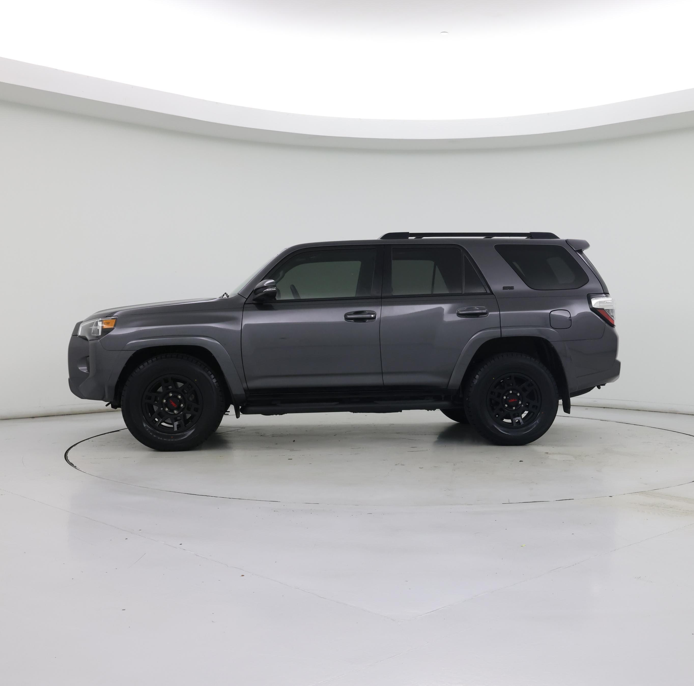 Thumbnail: 2022 Toyota 4Runner - 3