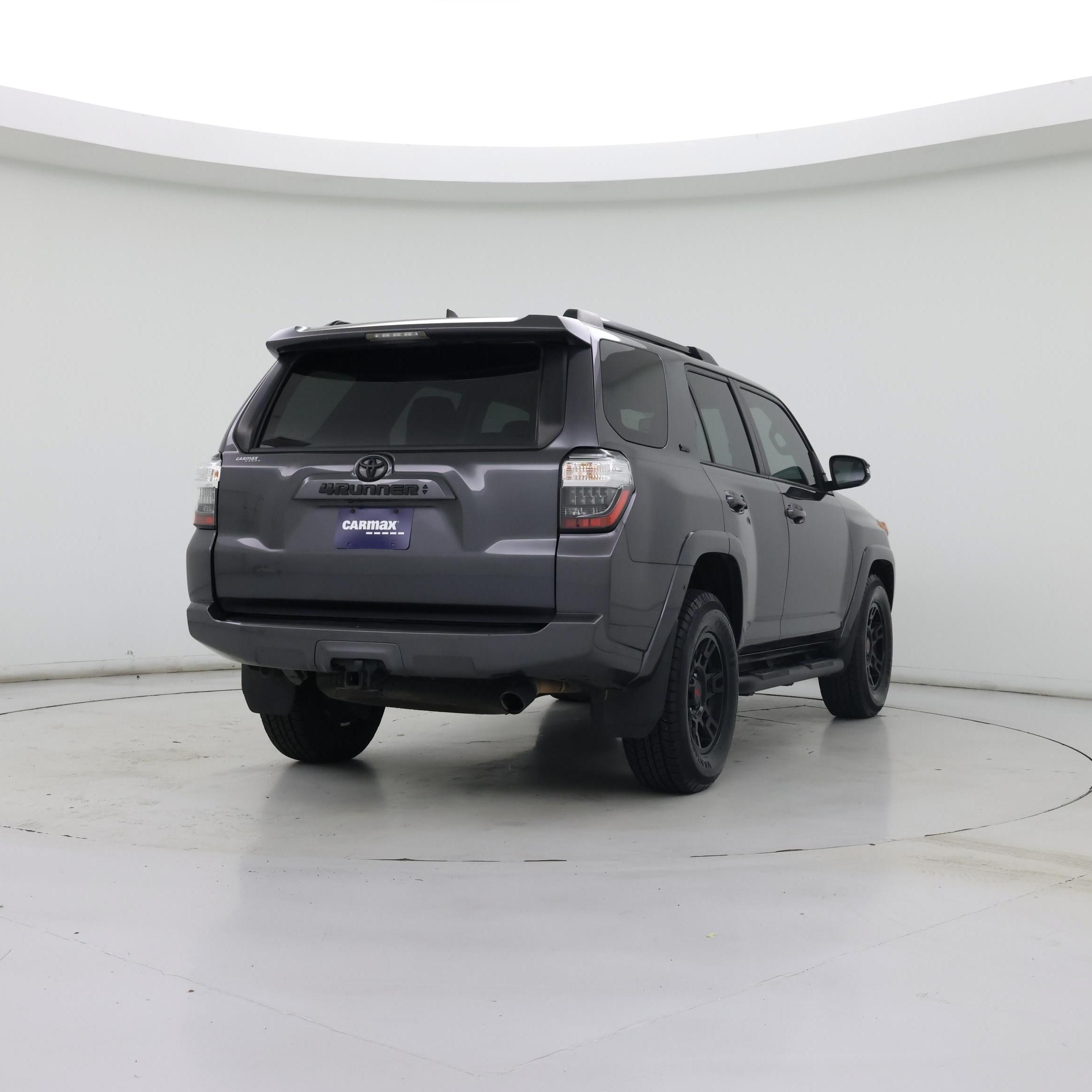 Thumbnail: 2022 Toyota 4Runner - 8
