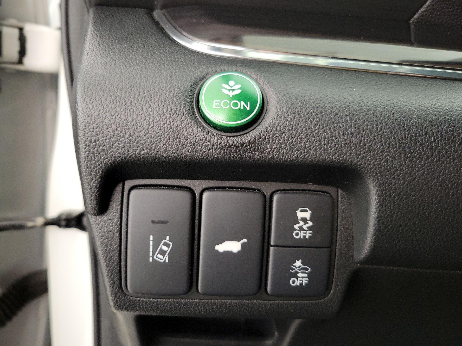 Thumbnail: 2016 Honda CR-V - 13