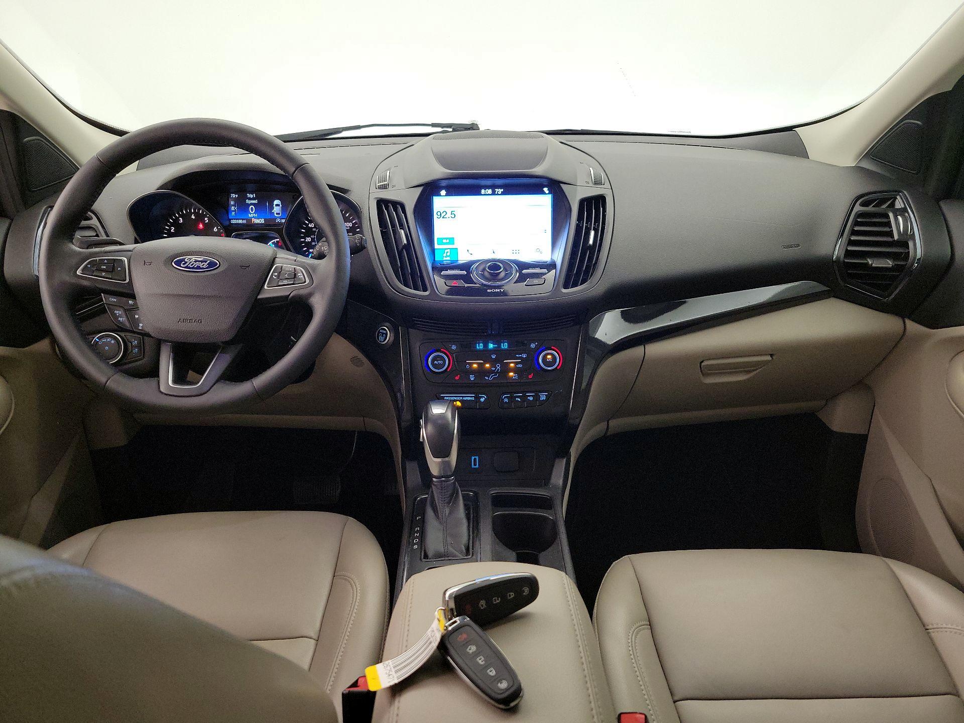 Thumbnail: 2019 Ford Escape - 9