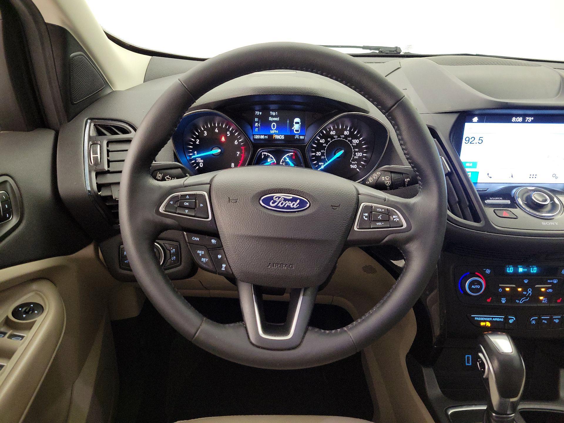 Thumbnail: 2019 Ford Escape - 10