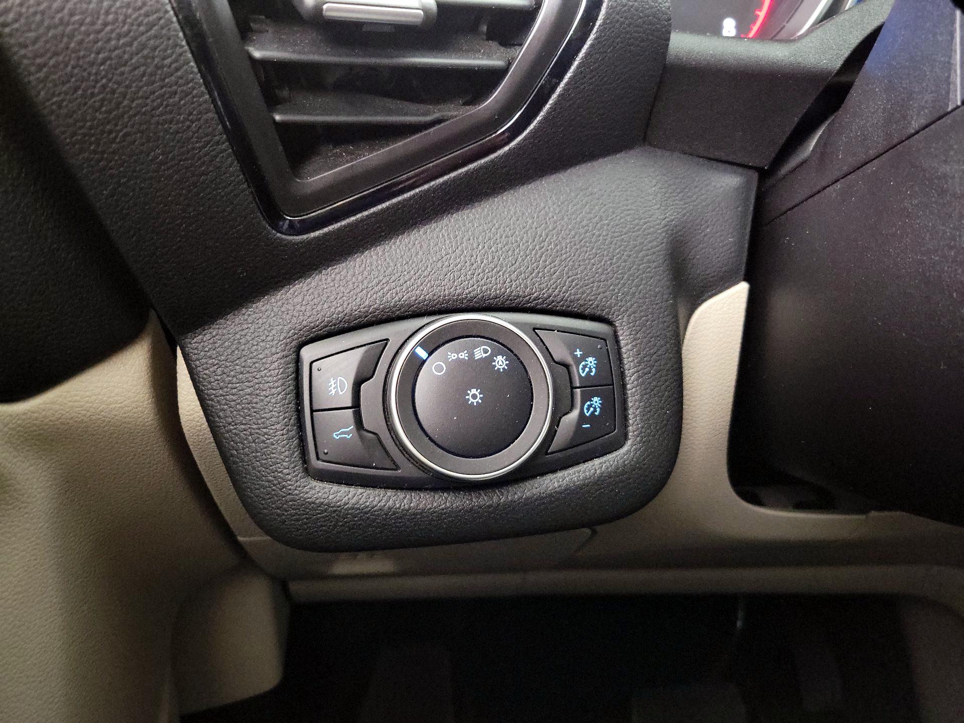 Thumbnail: 2019 Ford Escape - 13