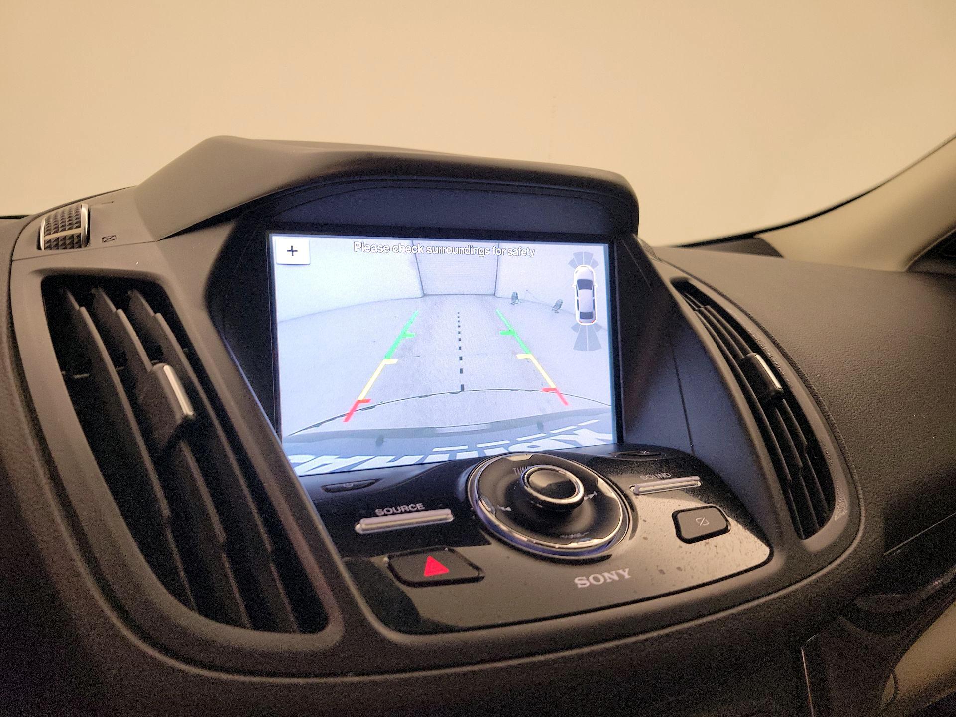 Thumbnail: 2019 Ford Escape - 14