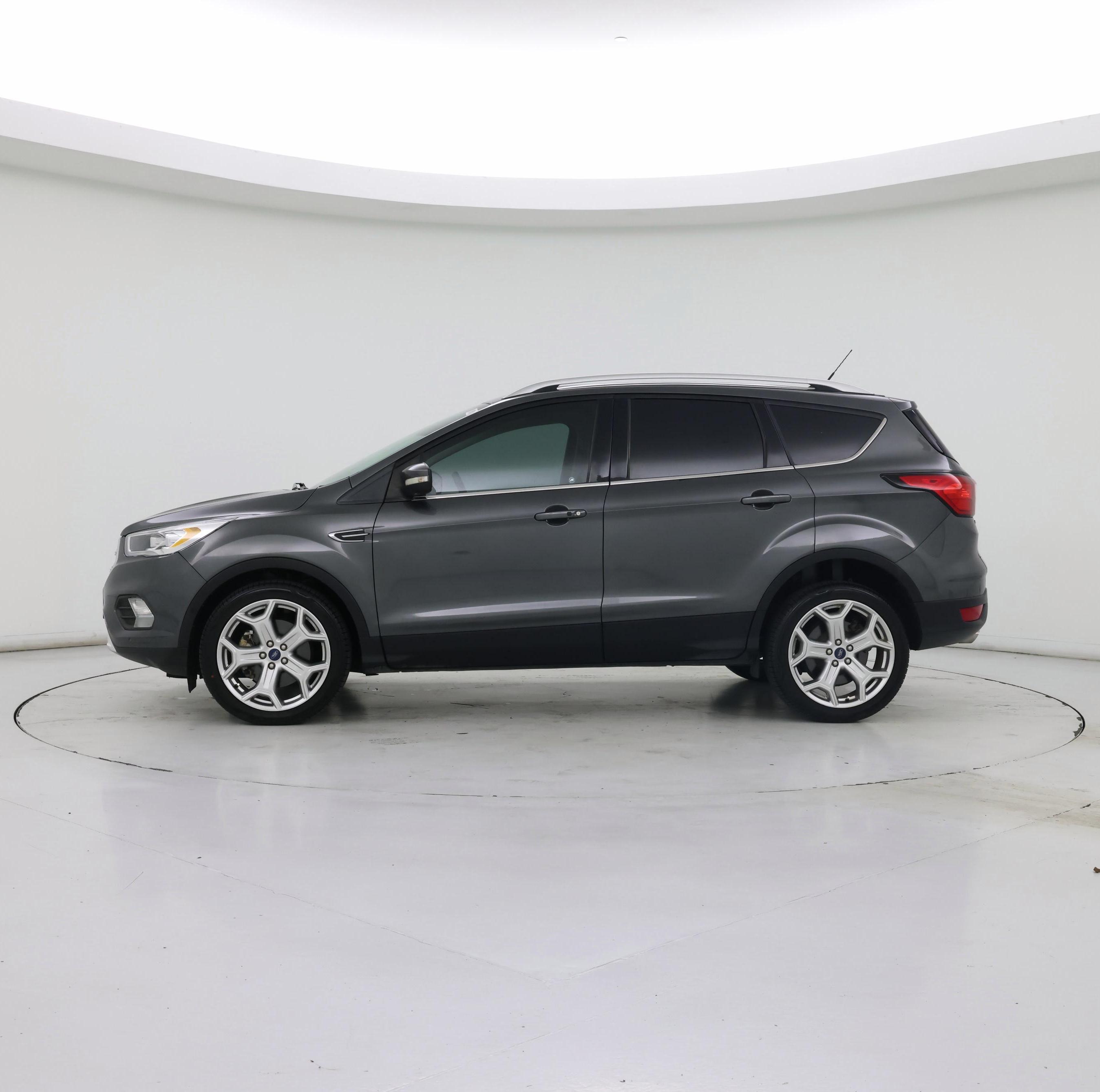 Thumbnail: 2019 Ford Escape - 3
