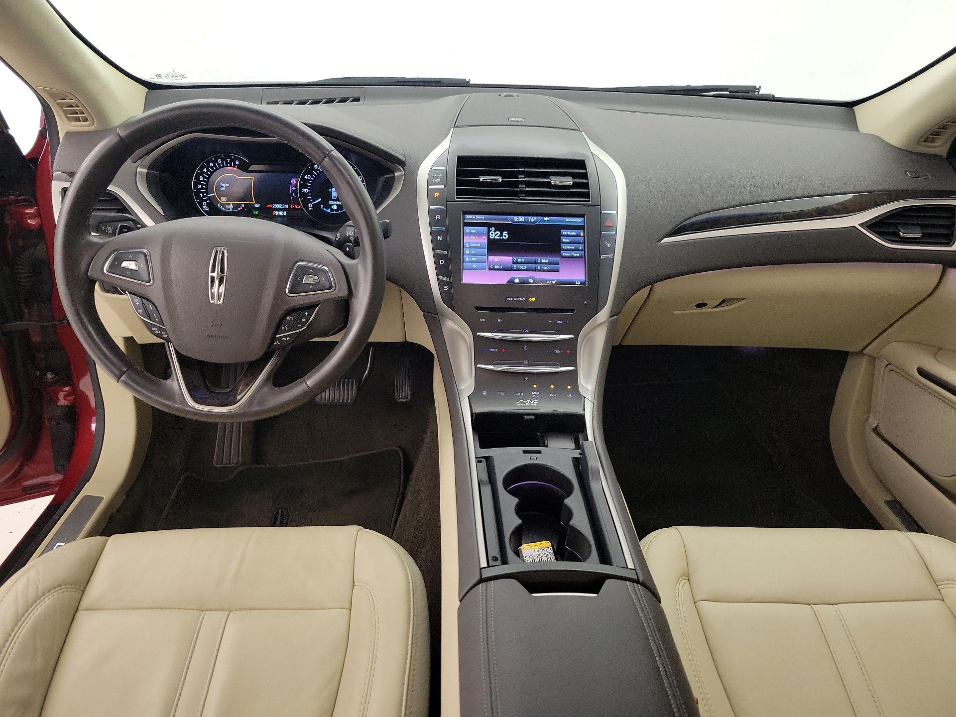 Thumbnail: 2015 Lincoln MKZ - 9