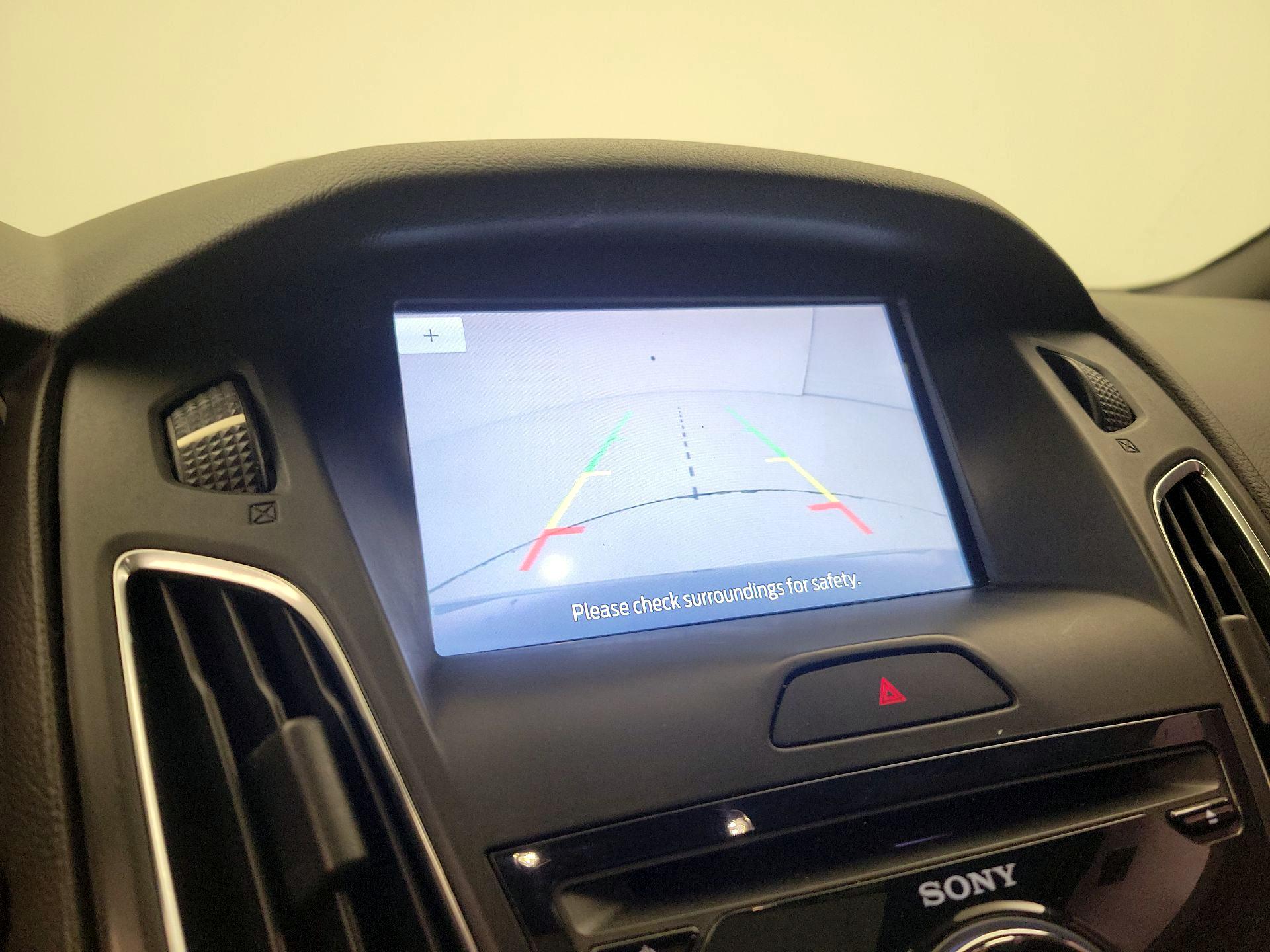 Thumbnail: 2017 Ford Focus - 14