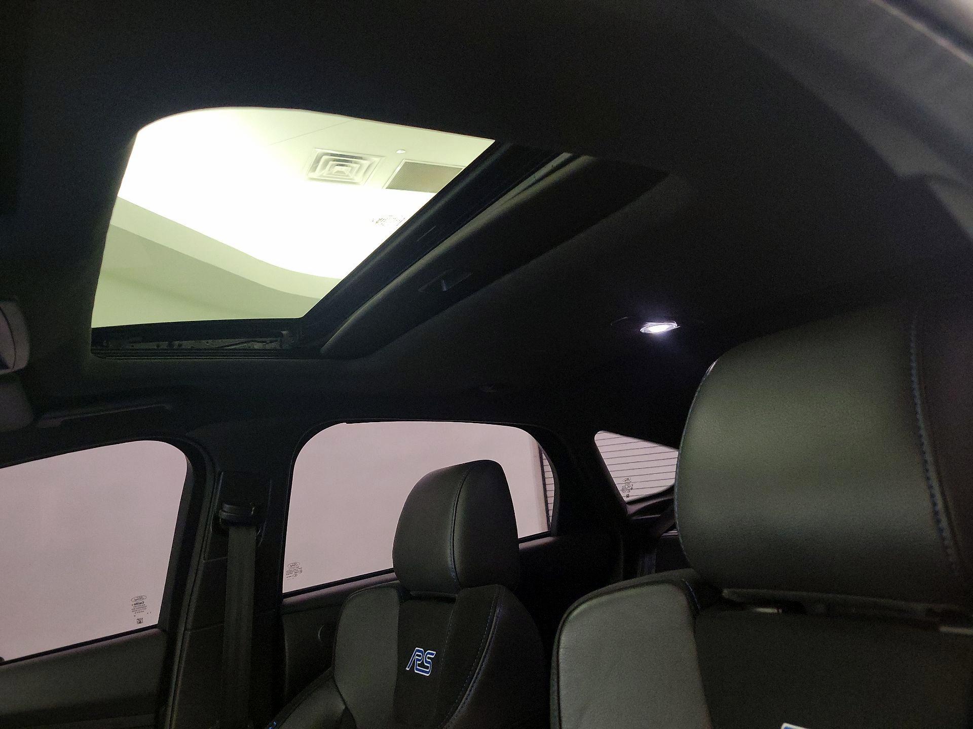 Thumbnail: 2017 Ford Focus - 18