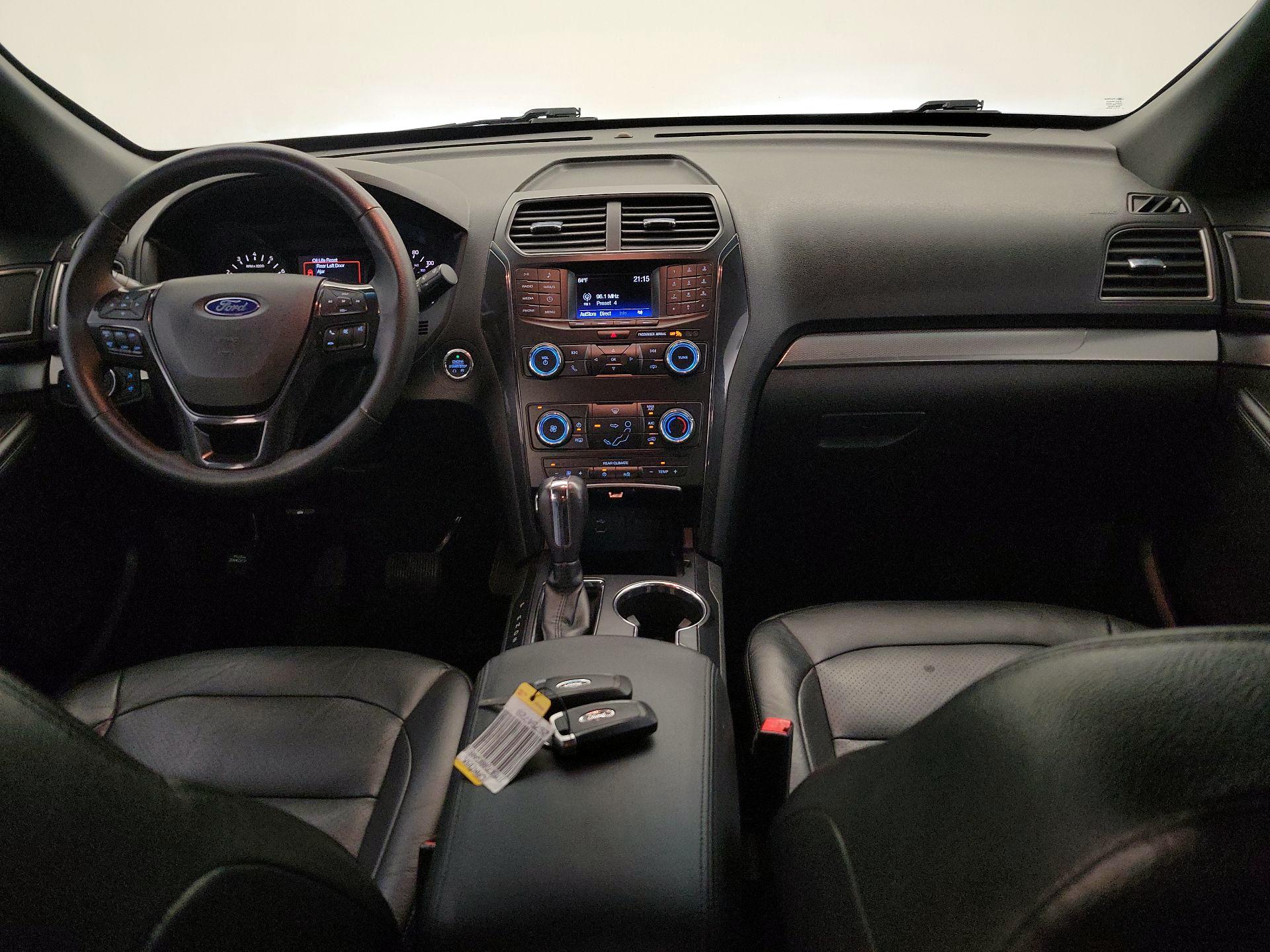 Thumbnail: 2019 Ford Explorer - 9