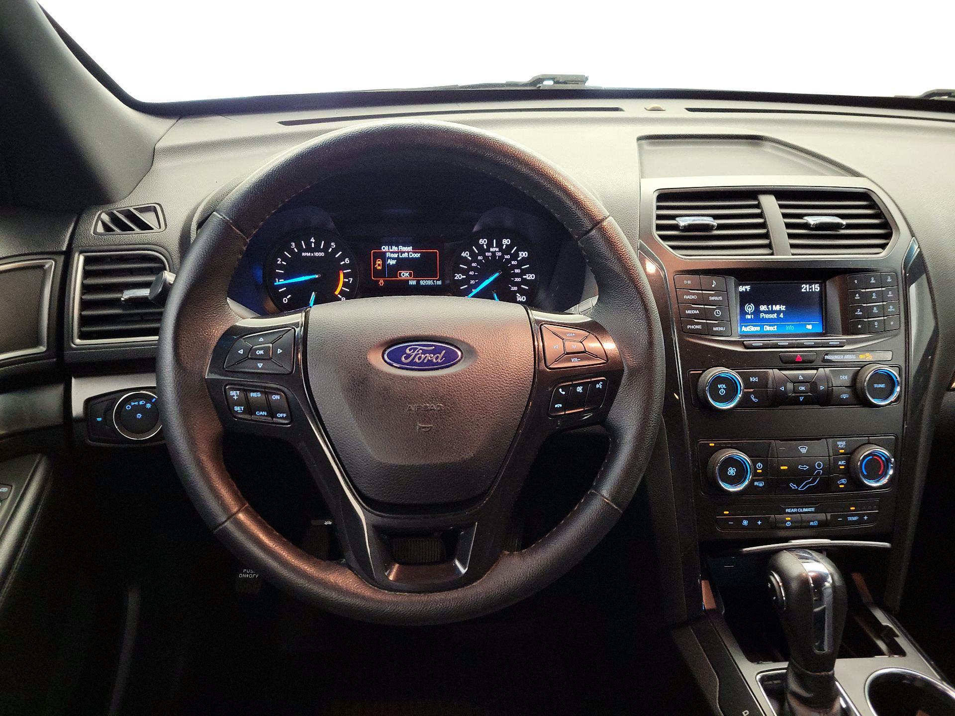 Thumbnail: 2019 Ford Explorer - 10
