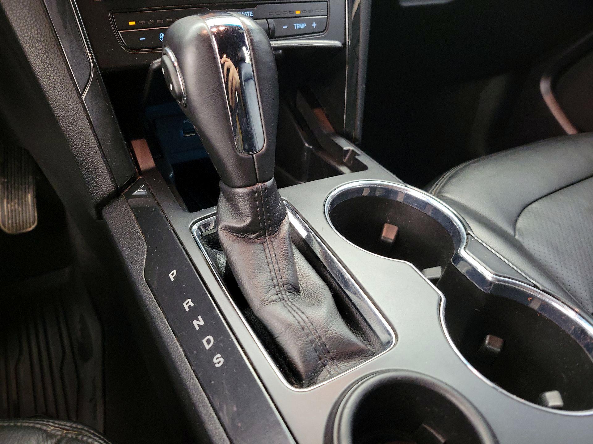 Thumbnail: 2019 Ford Explorer - 17