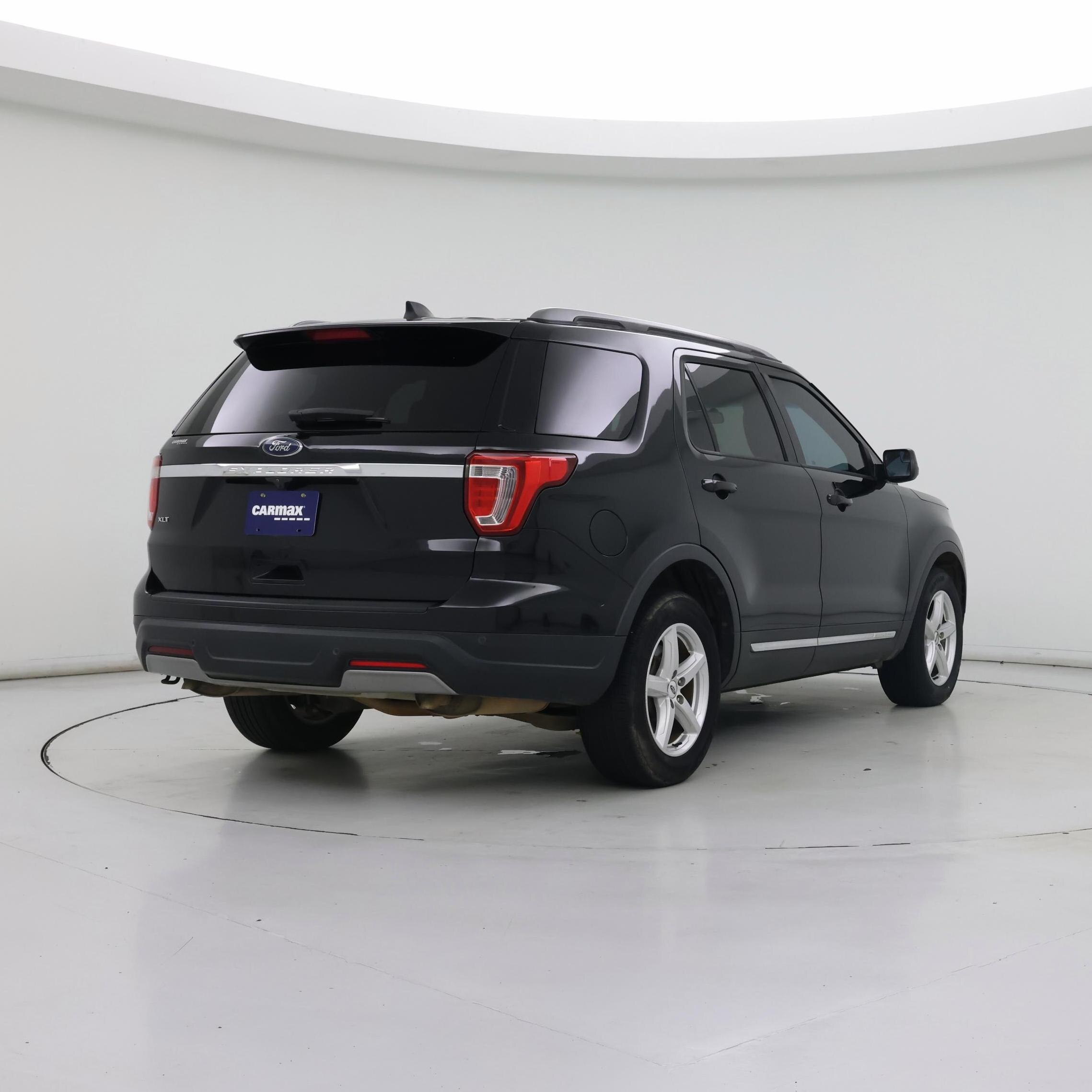 Thumbnail: 2019 Ford Explorer - 8