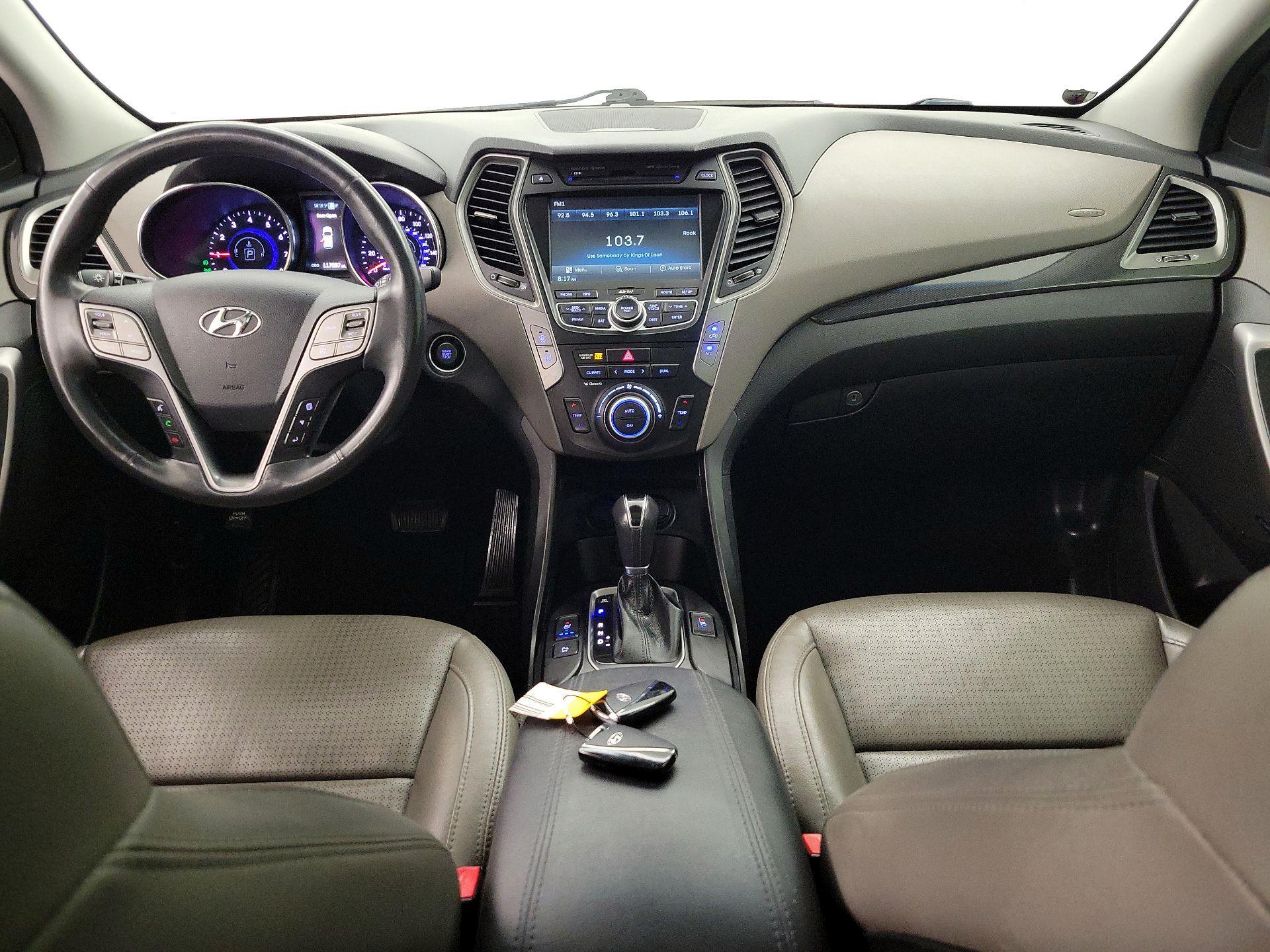 Thumbnail: 2016 Hyundai Santa Fe - 9
