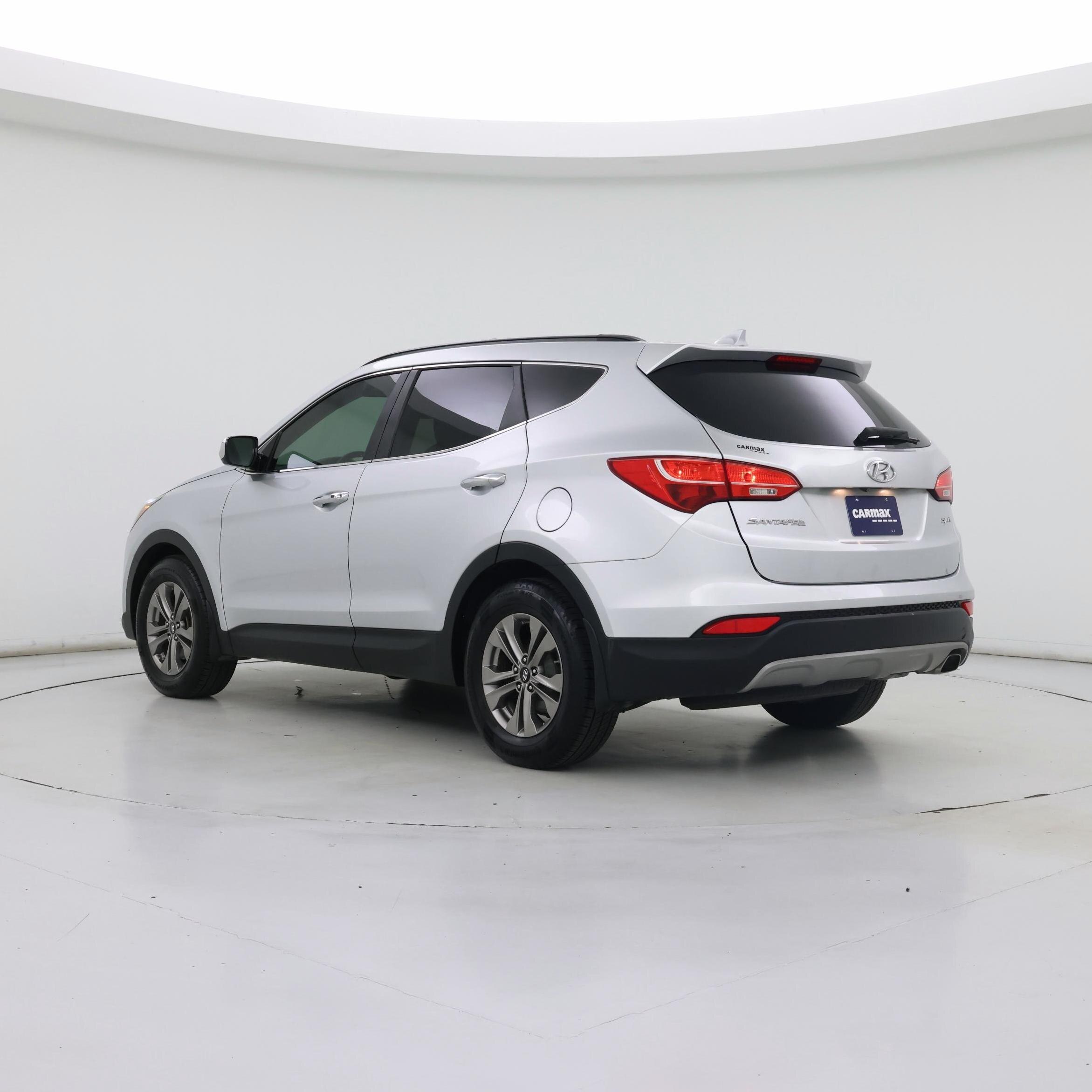 Thumbnail: 2016 Hyundai Santa Fe - 2