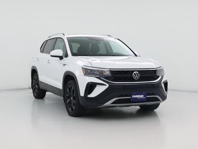 White 2024 Volkswagen Taos SE