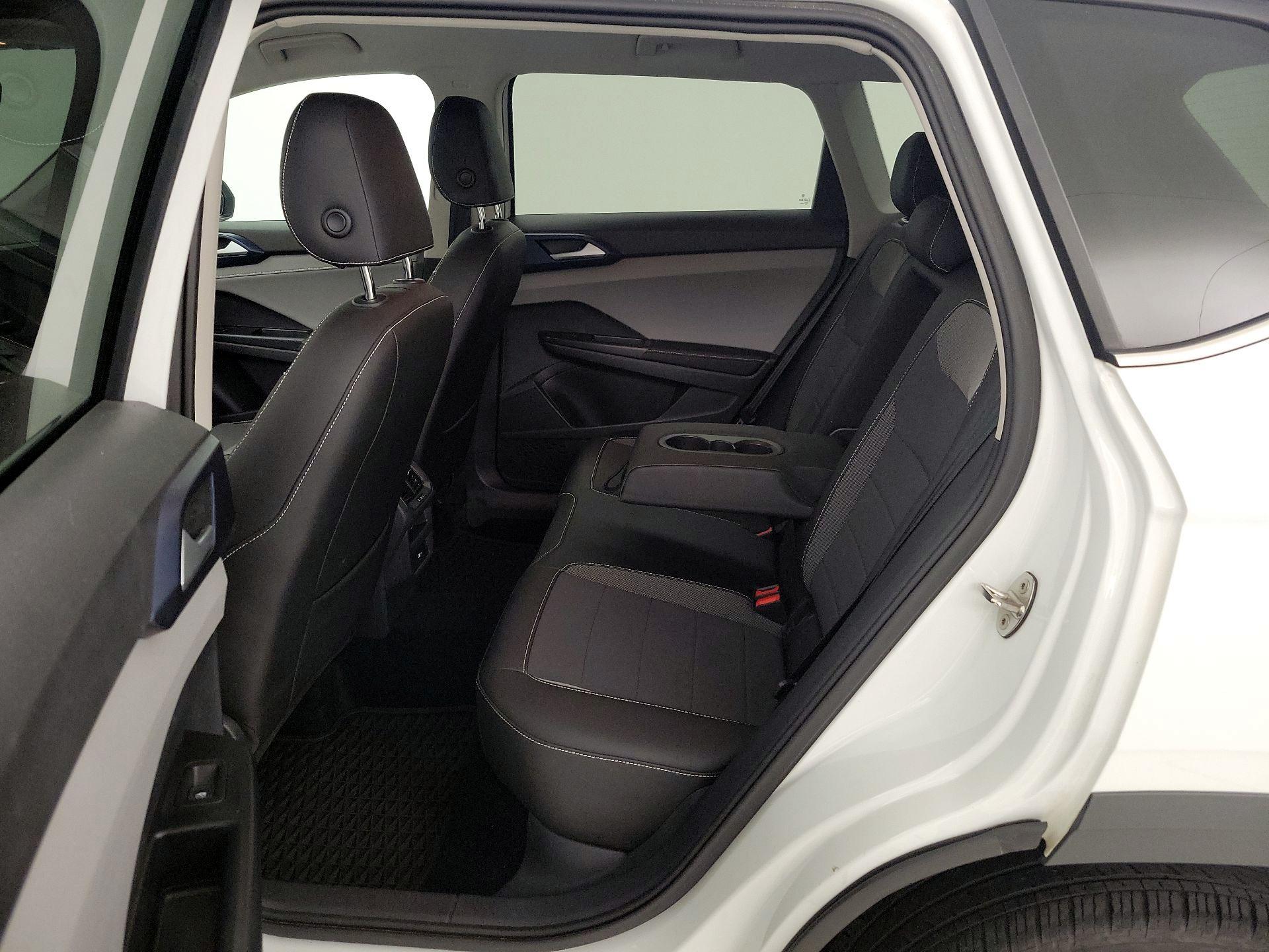 Thumbnail: 2024 Volkswagen Taos - 19