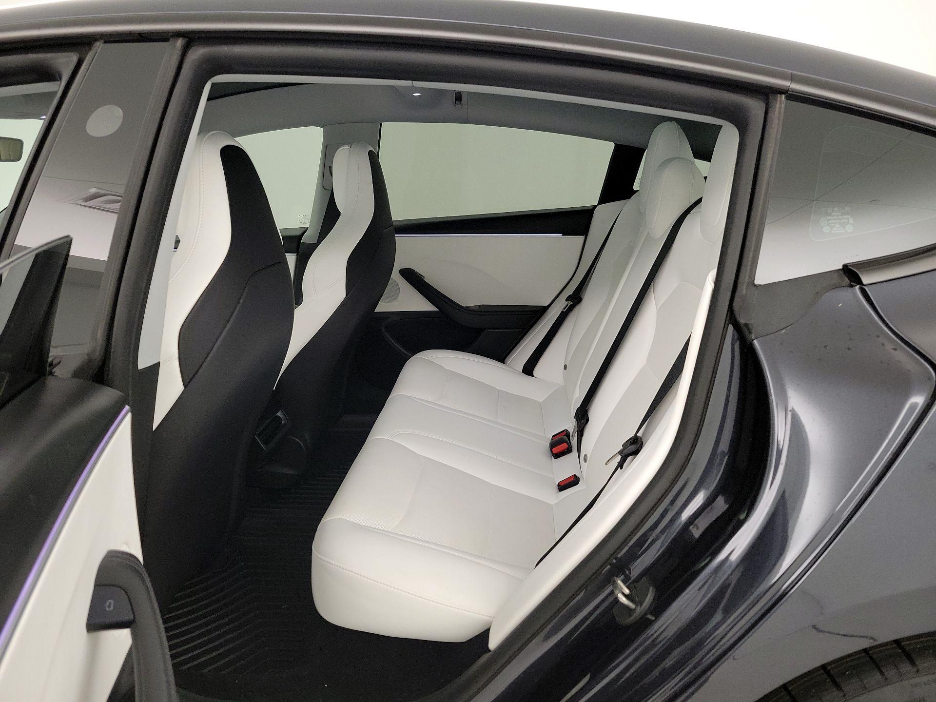 Thumbnail: 2024 Tesla Model 3 - 16