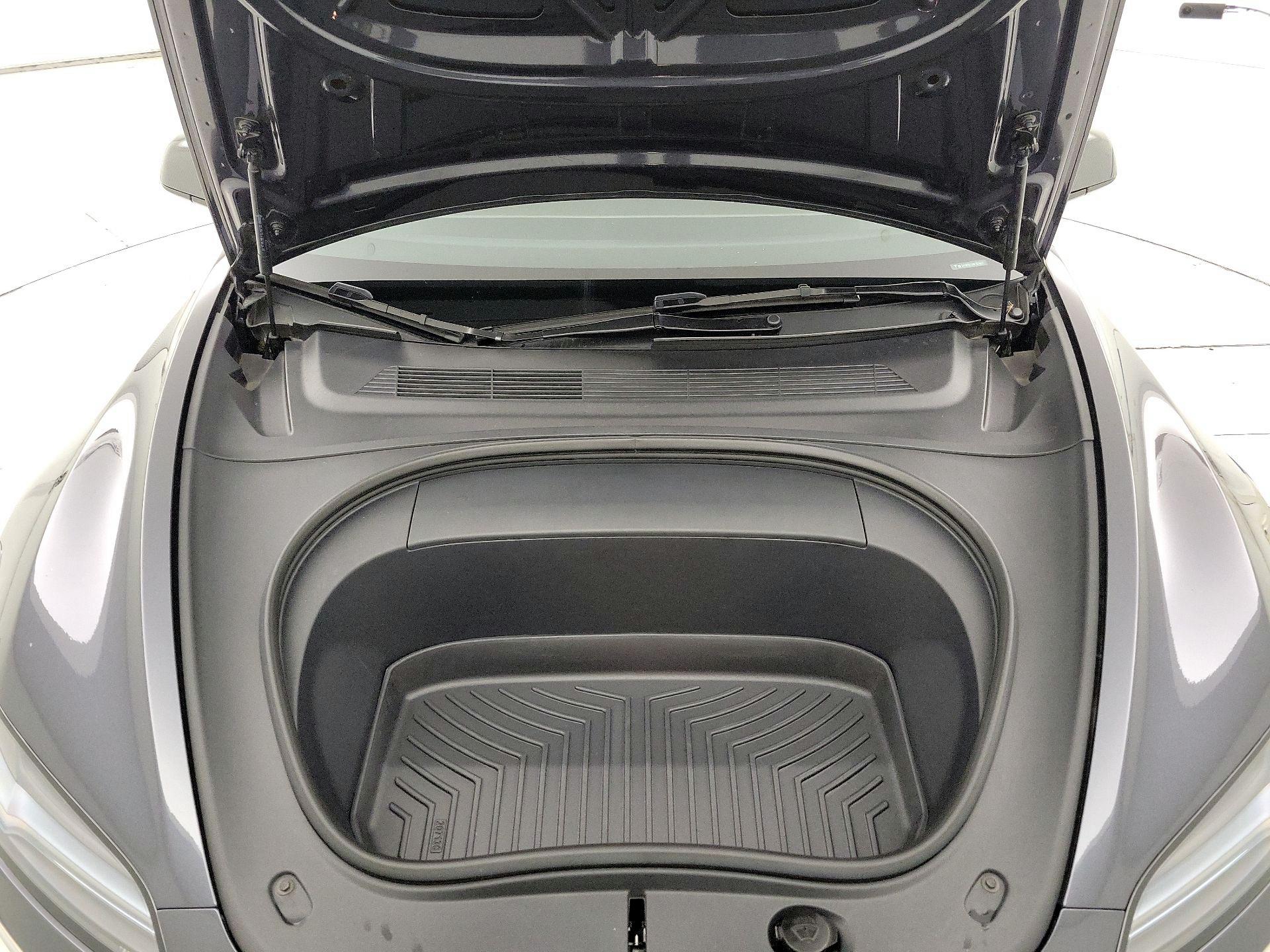 Thumbnail: 2024 Tesla Model 3 - 18