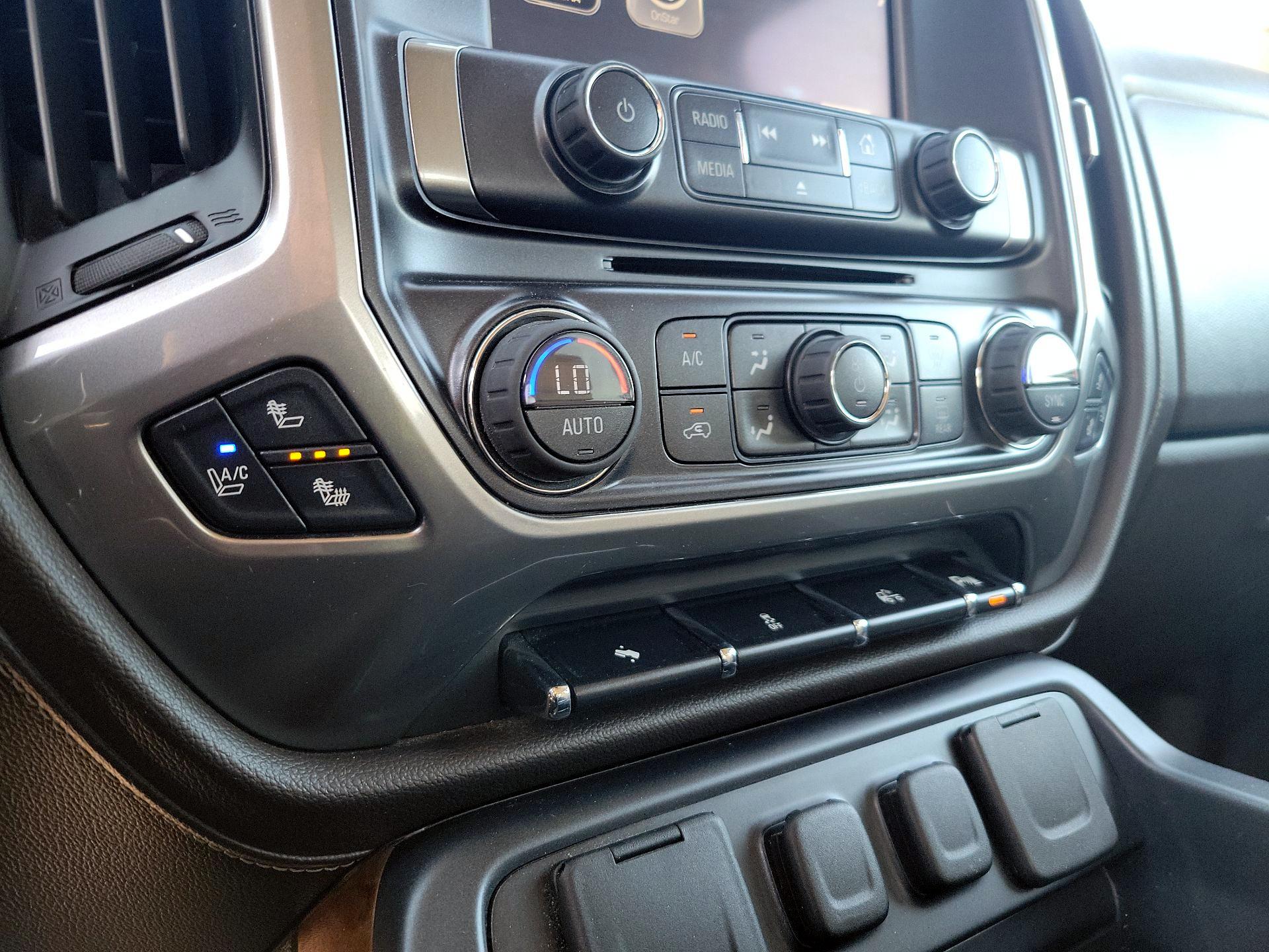 Thumbnail: 2014 Chevrolet Silverado 1500 - 16