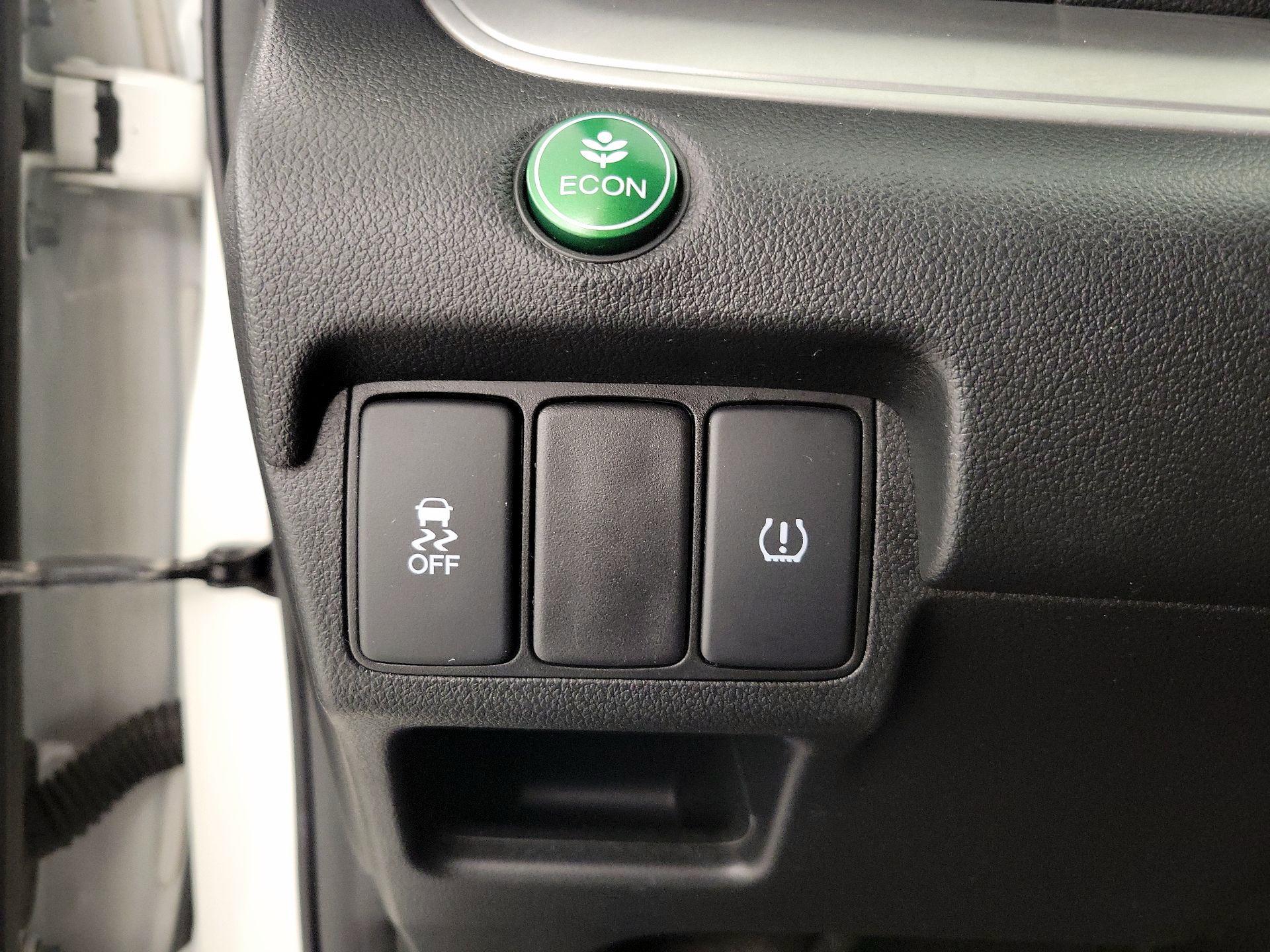 Thumbnail: 2016 Honda CR-V - 13
