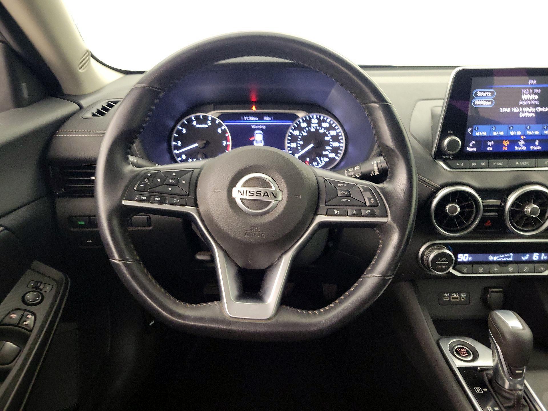 Thumbnail: 2021 Nissan Sentra - 10