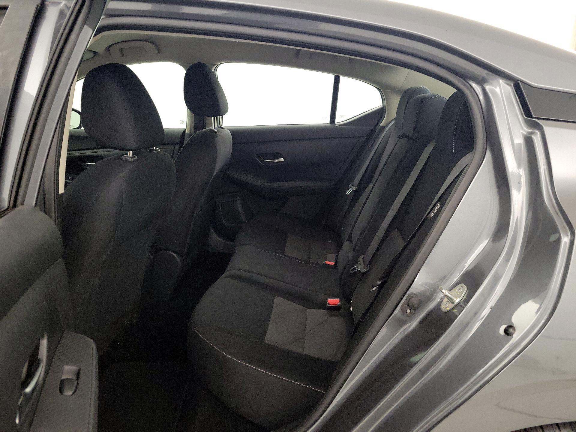 Thumbnail: 2021 Nissan Sentra - 18