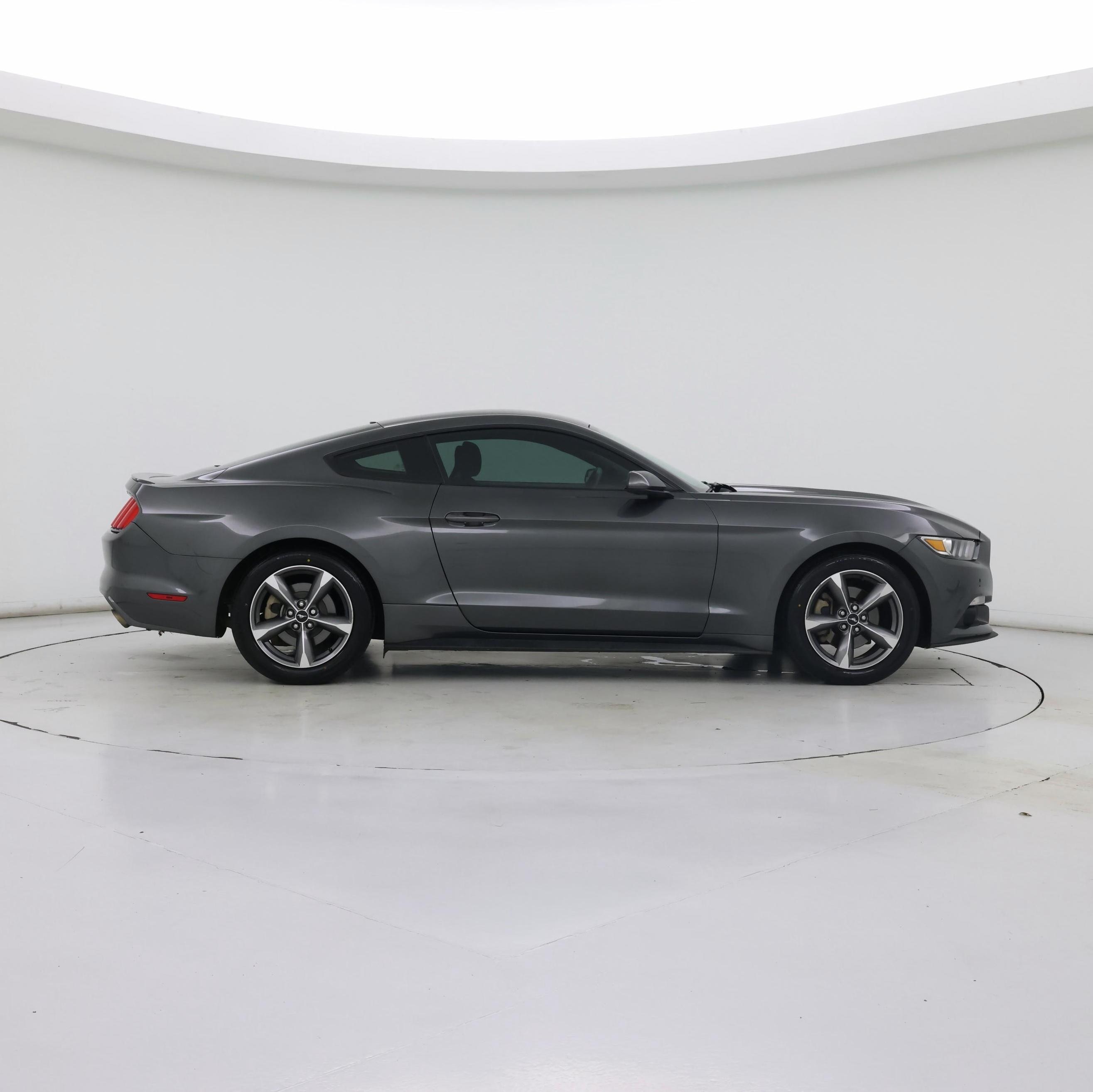 Thumbnail: 2017 Ford Mustang - 7