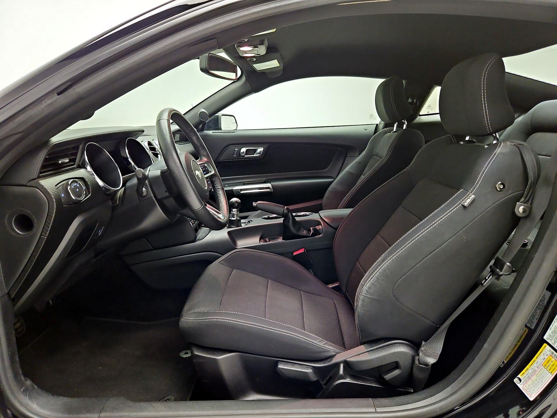 Thumbnail: 2017 Ford Mustang - 11