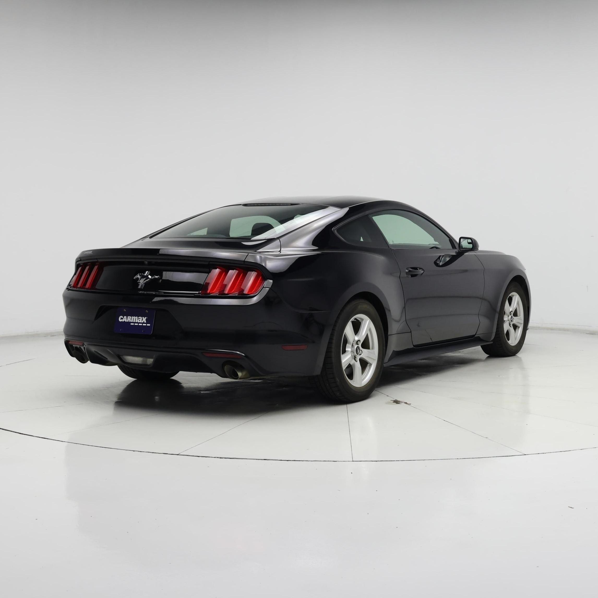 Thumbnail: 2017 Ford Mustang - 8