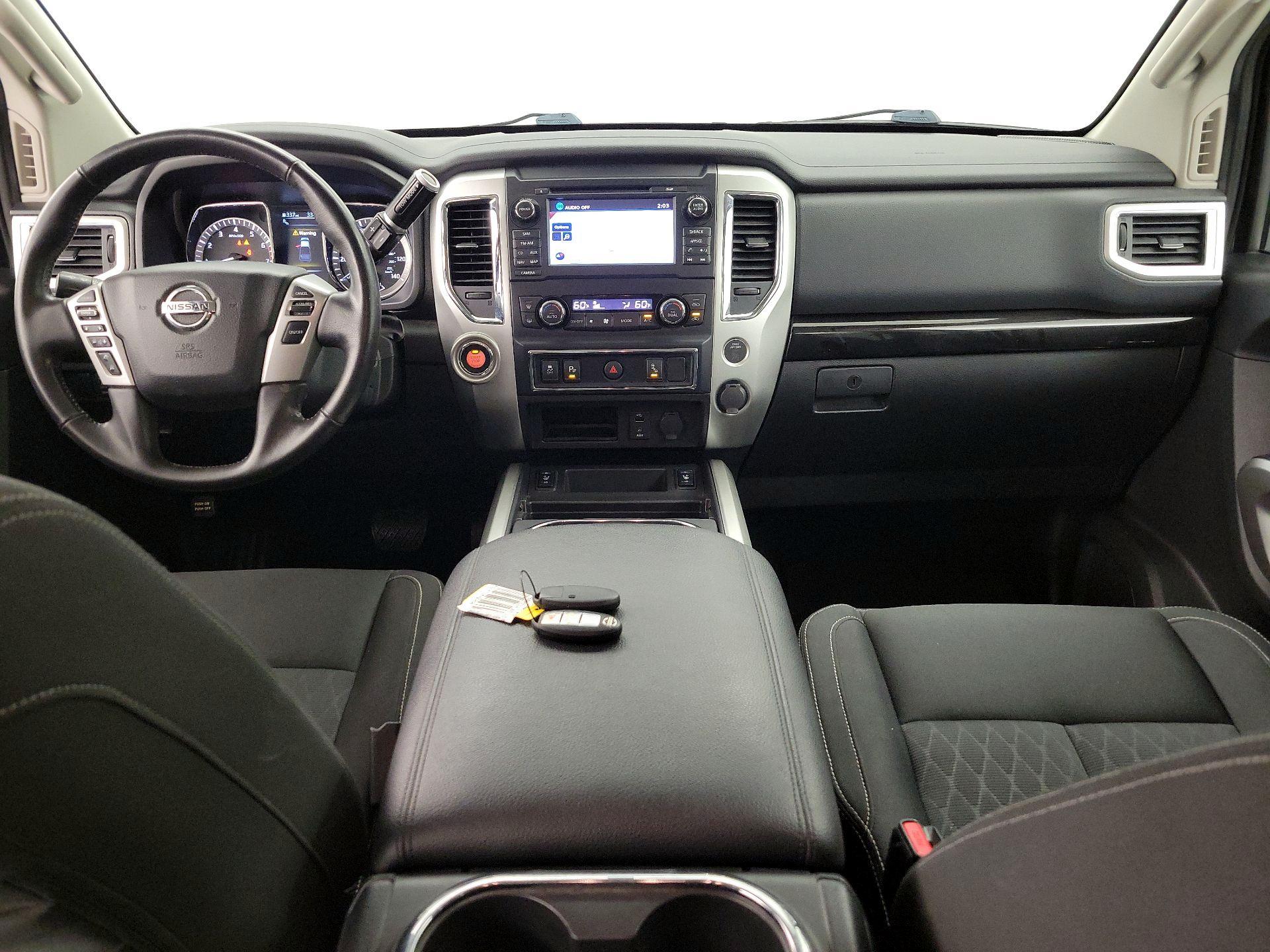 Thumbnail: 2018 Nissan Titan - 9