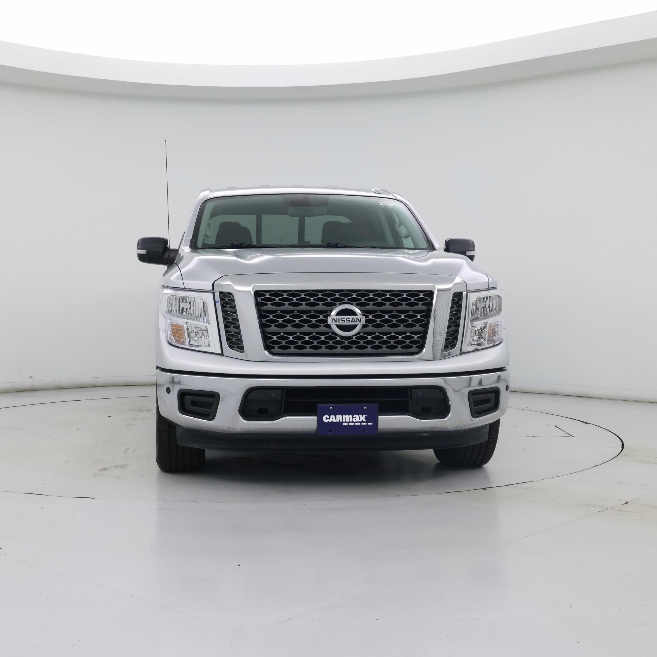 Thumbnail: 2018 Nissan Titan - 5
