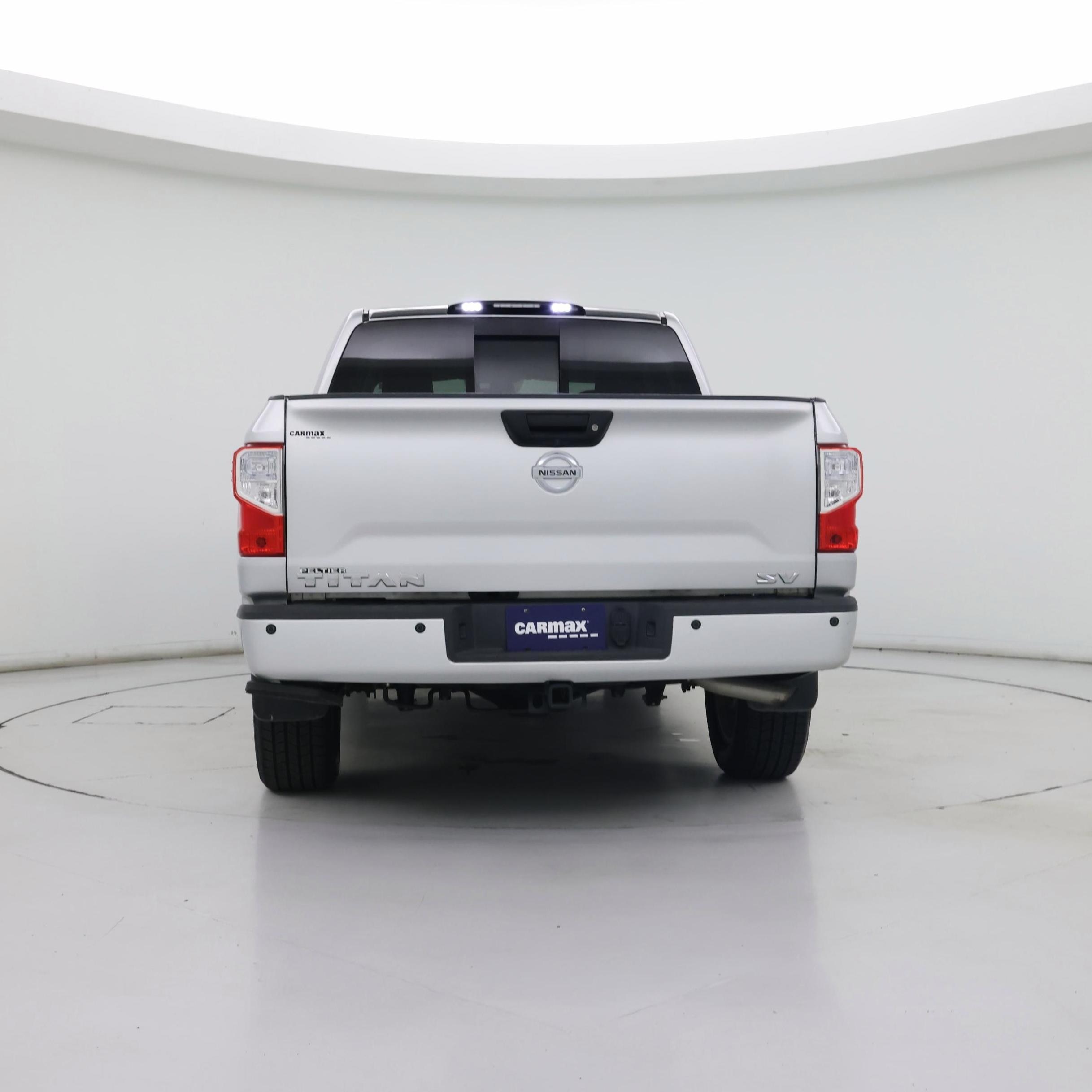 Thumbnail: 2018 Nissan Titan - 6