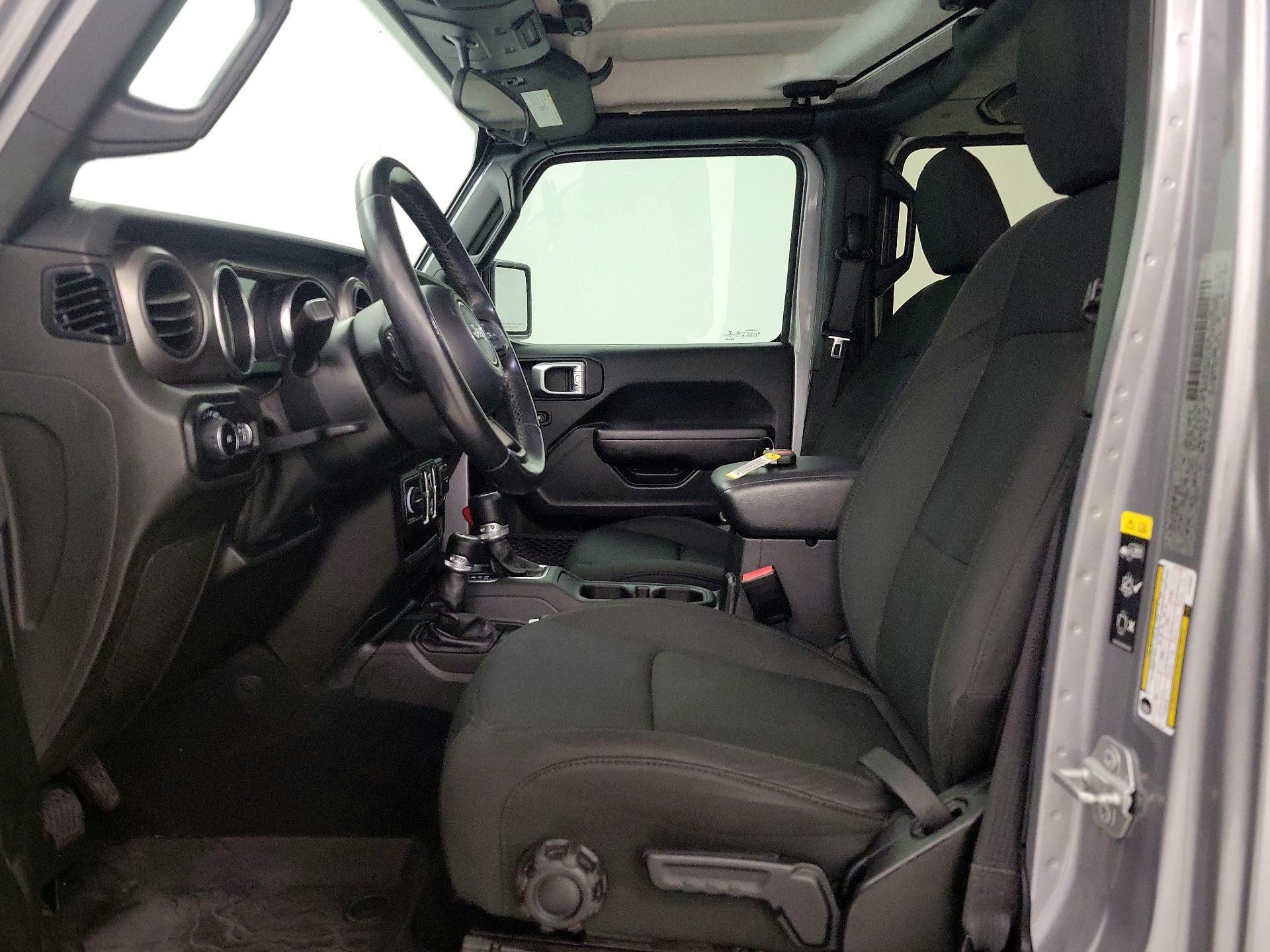 Thumbnail: 2020 Jeep Wrangler - 11