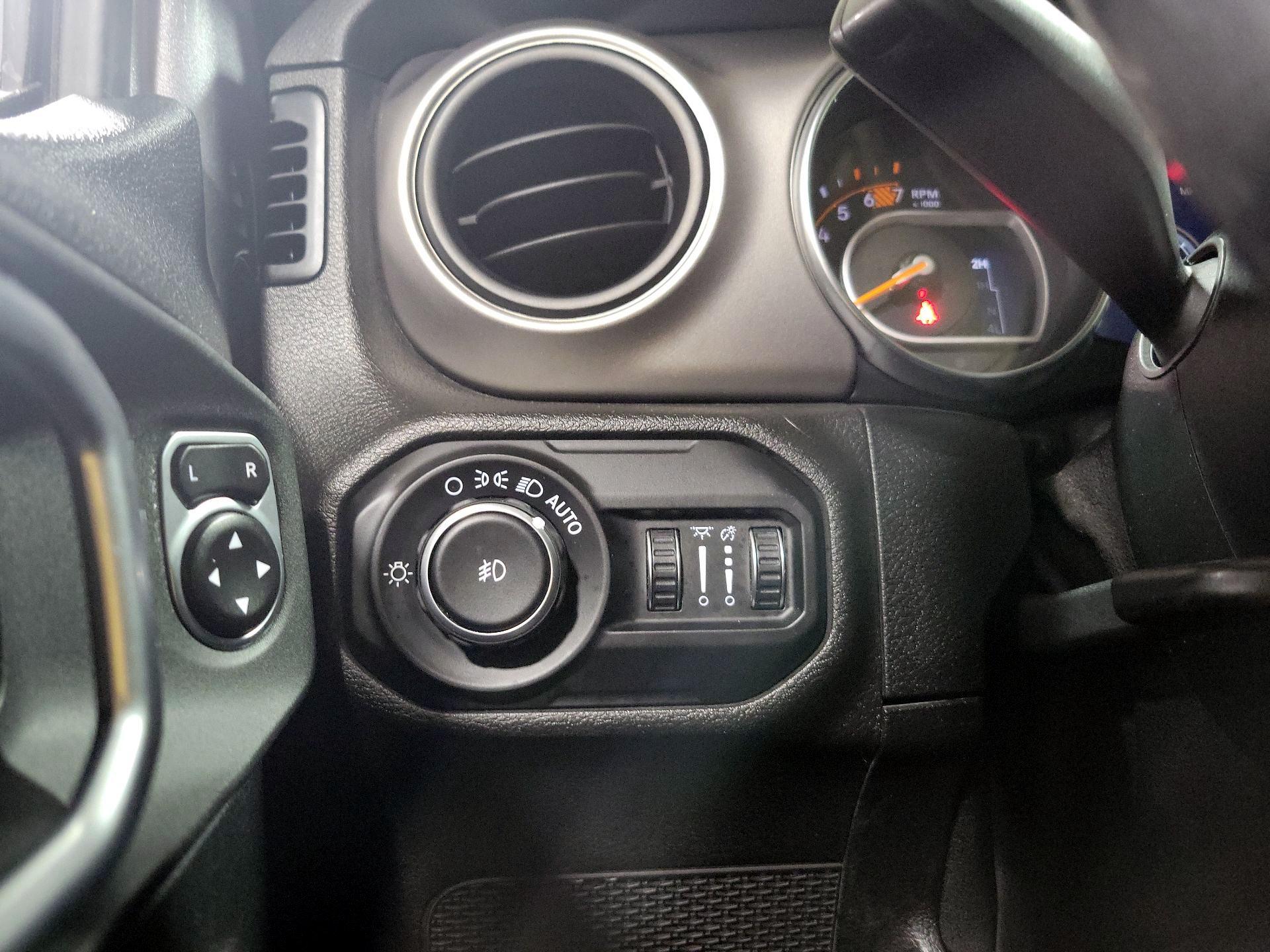 Thumbnail: 2020 Jeep Wrangler - 13