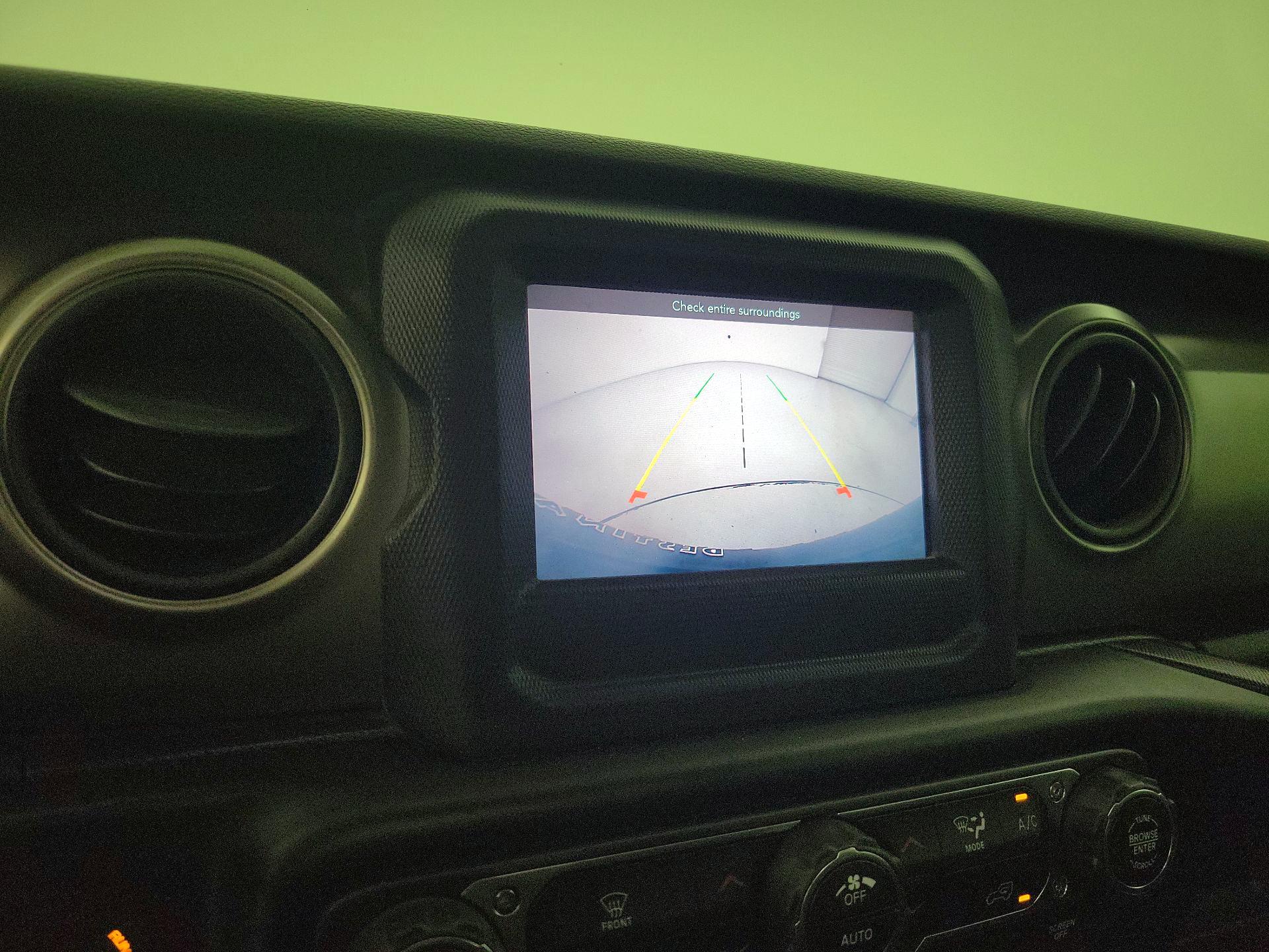 Thumbnail: 2020 Jeep Wrangler - 14
