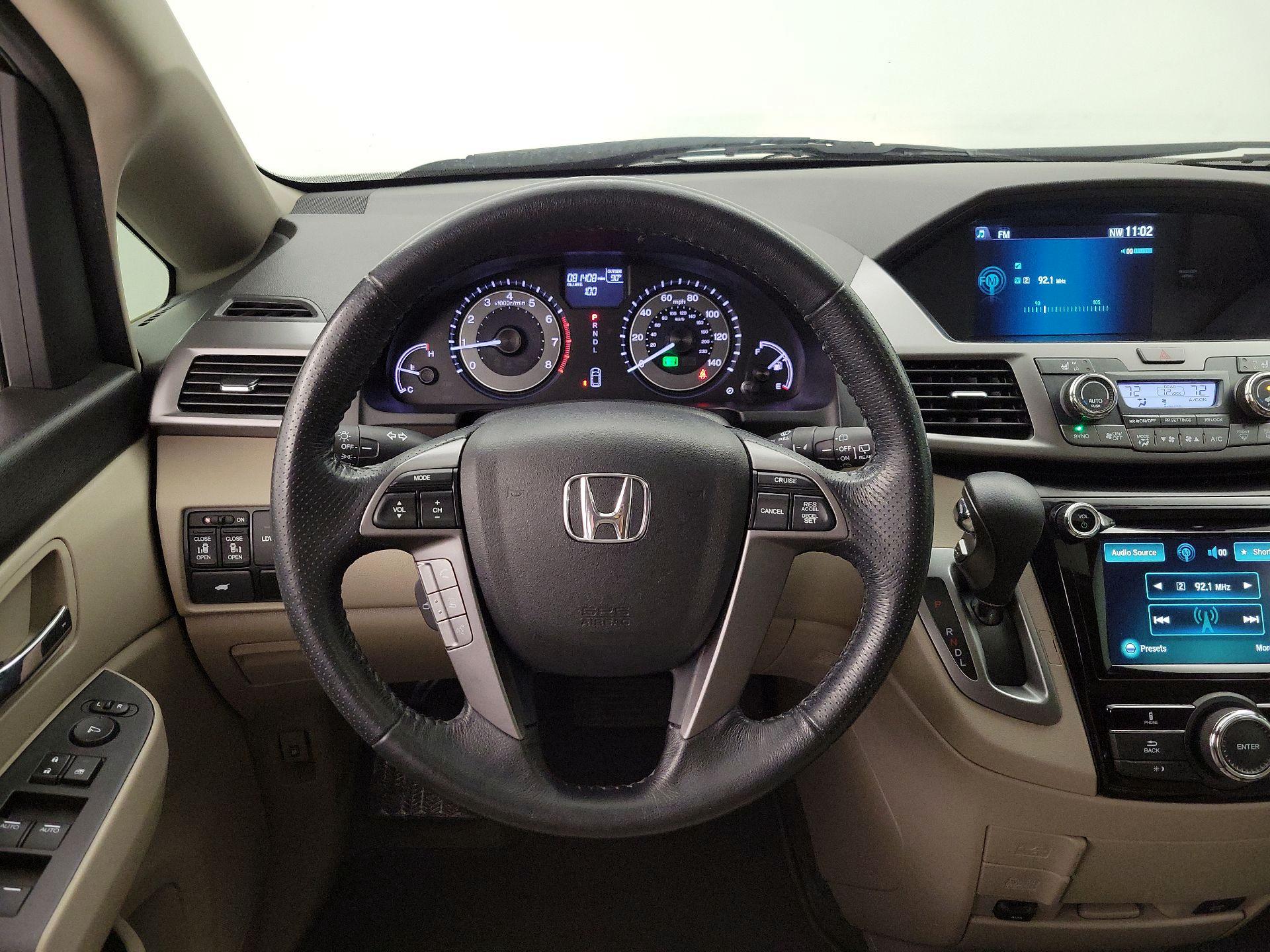 Thumbnail: 2015 Honda Odyssey - 10