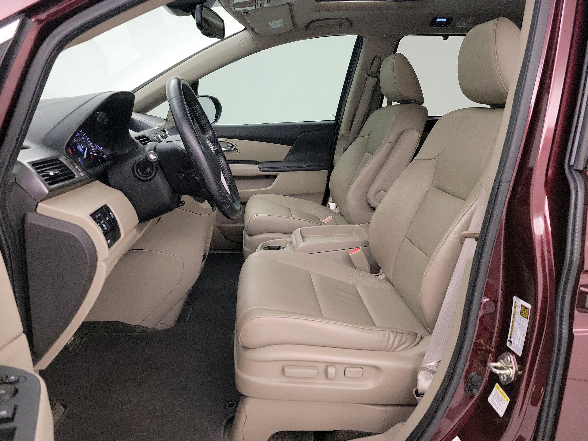 Thumbnail: 2015 Honda Odyssey - 11